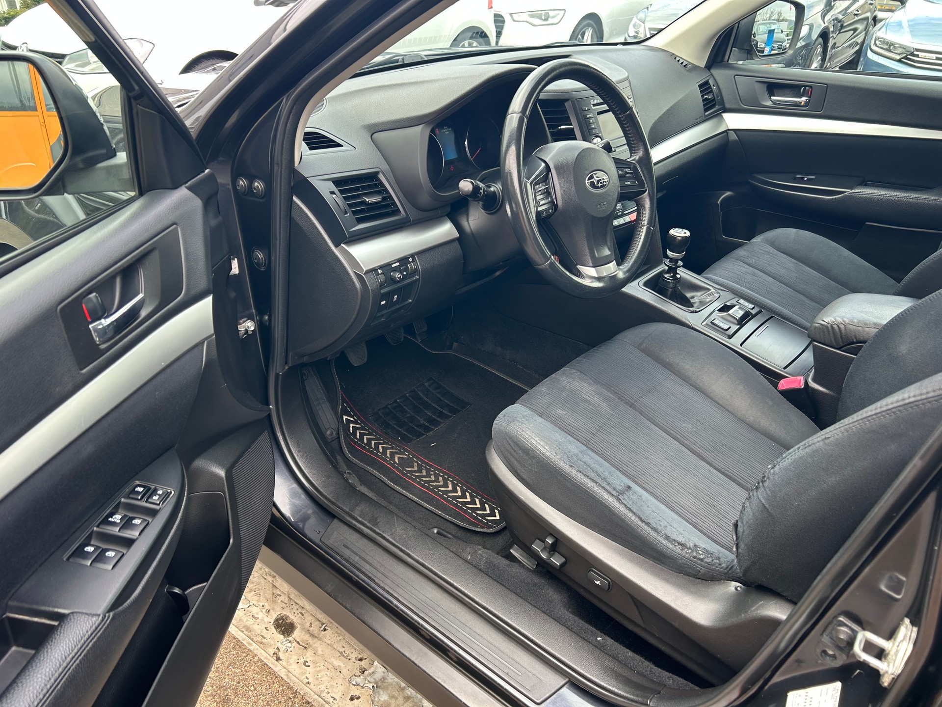 SUBARU Outback 2.0D Advantage AWD-image-10