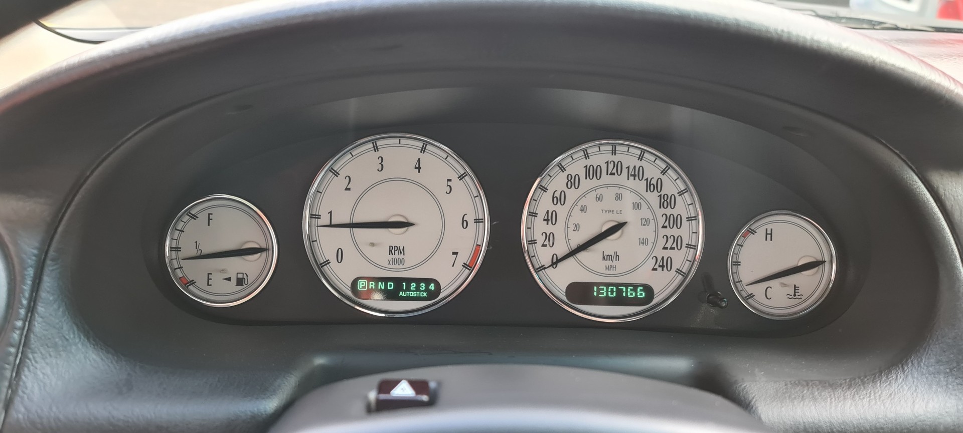 CHRYSLER 300M-image-16