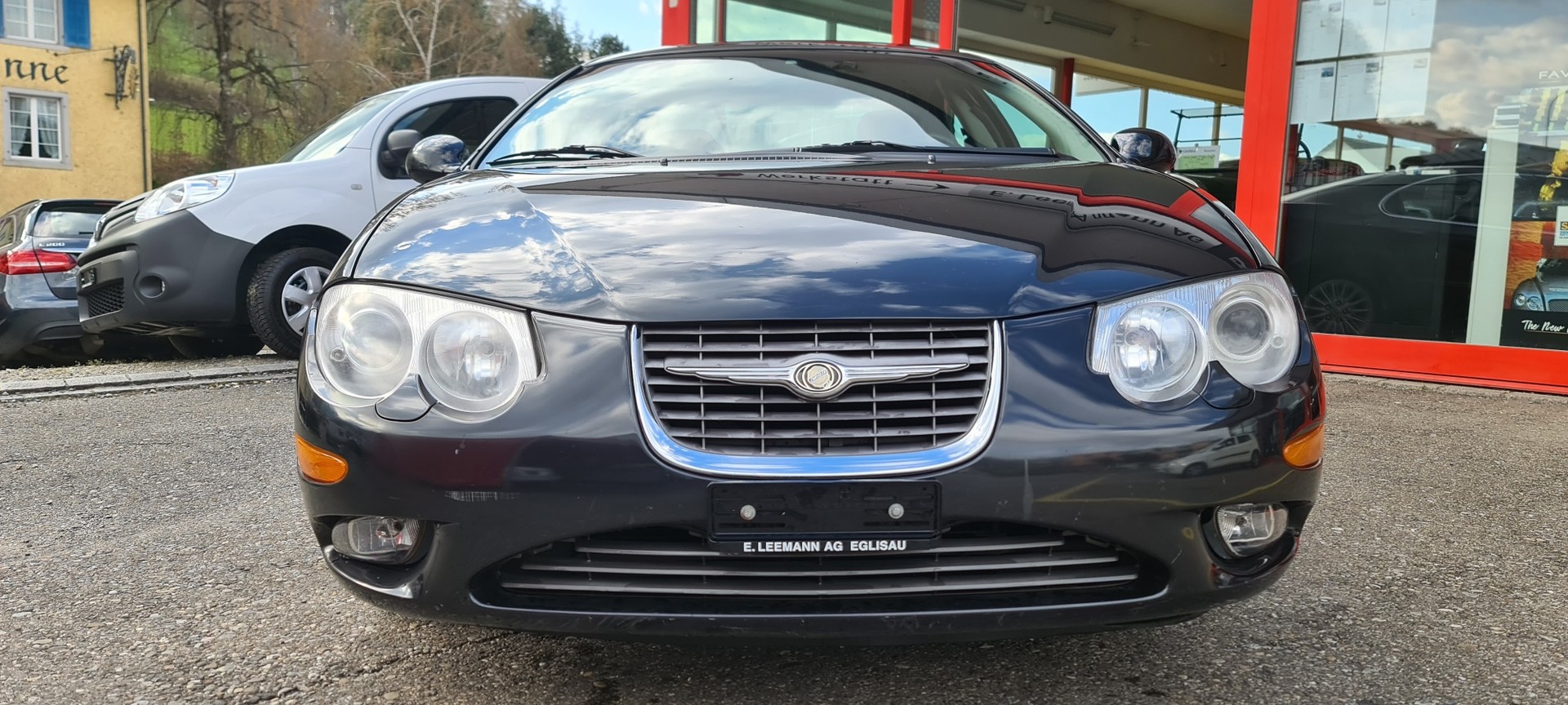 CHRYSLER 300M-image-7