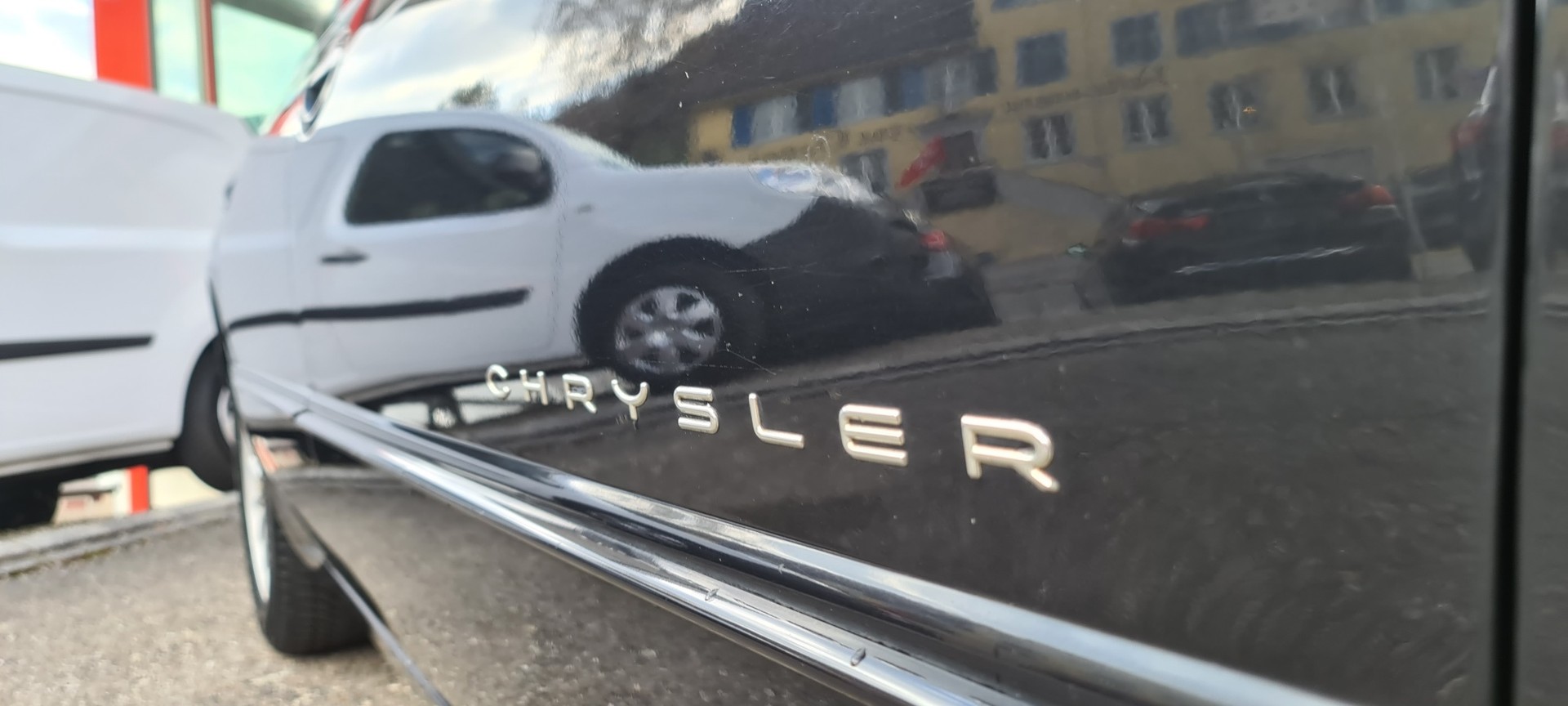 CHRYSLER 300M-image-28