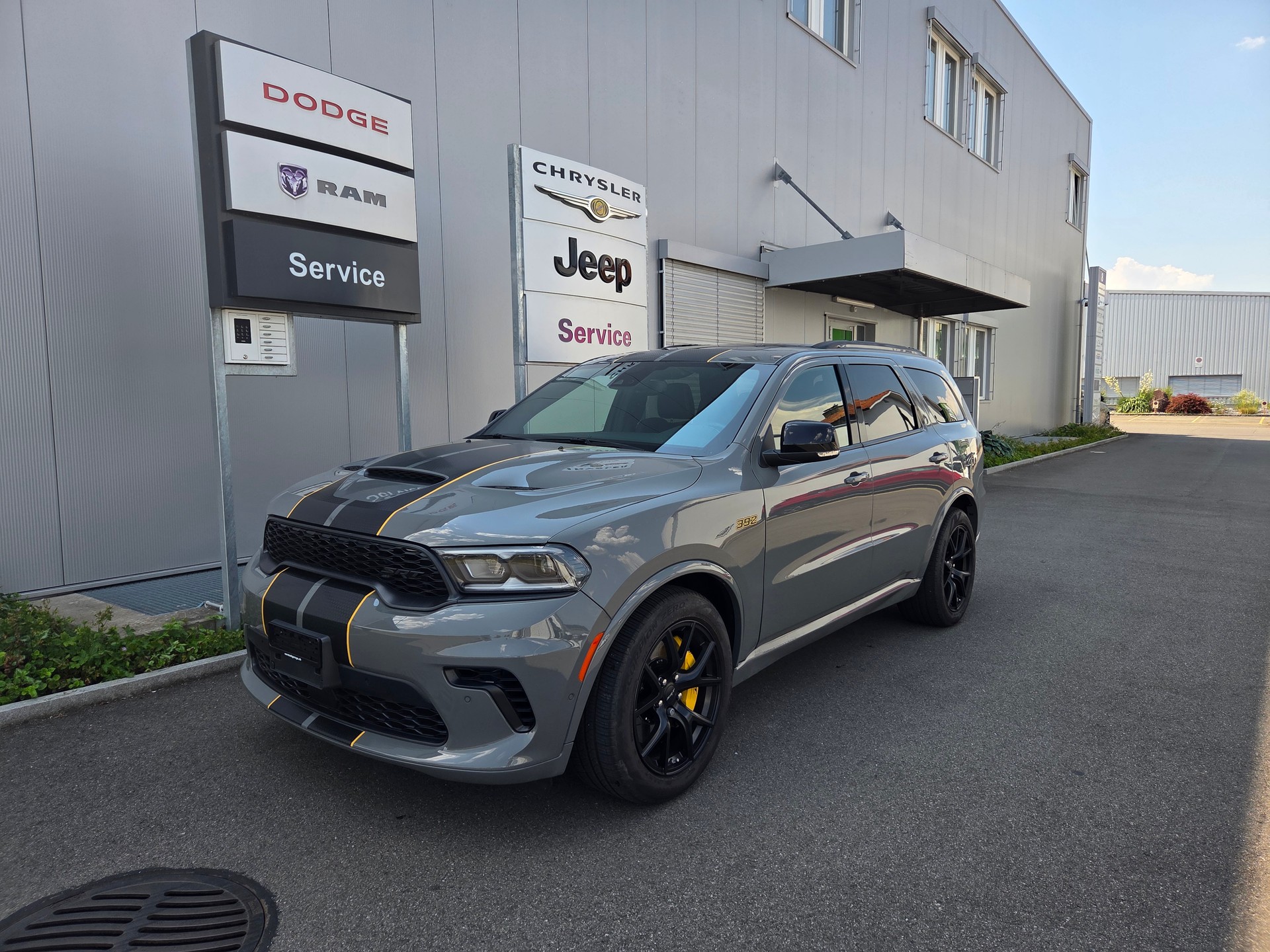 DODGE Durango 6.4 V8 SRT Alchemi 475 PS / 6-Plätzer / 3.5T AHK-showroom-element-1