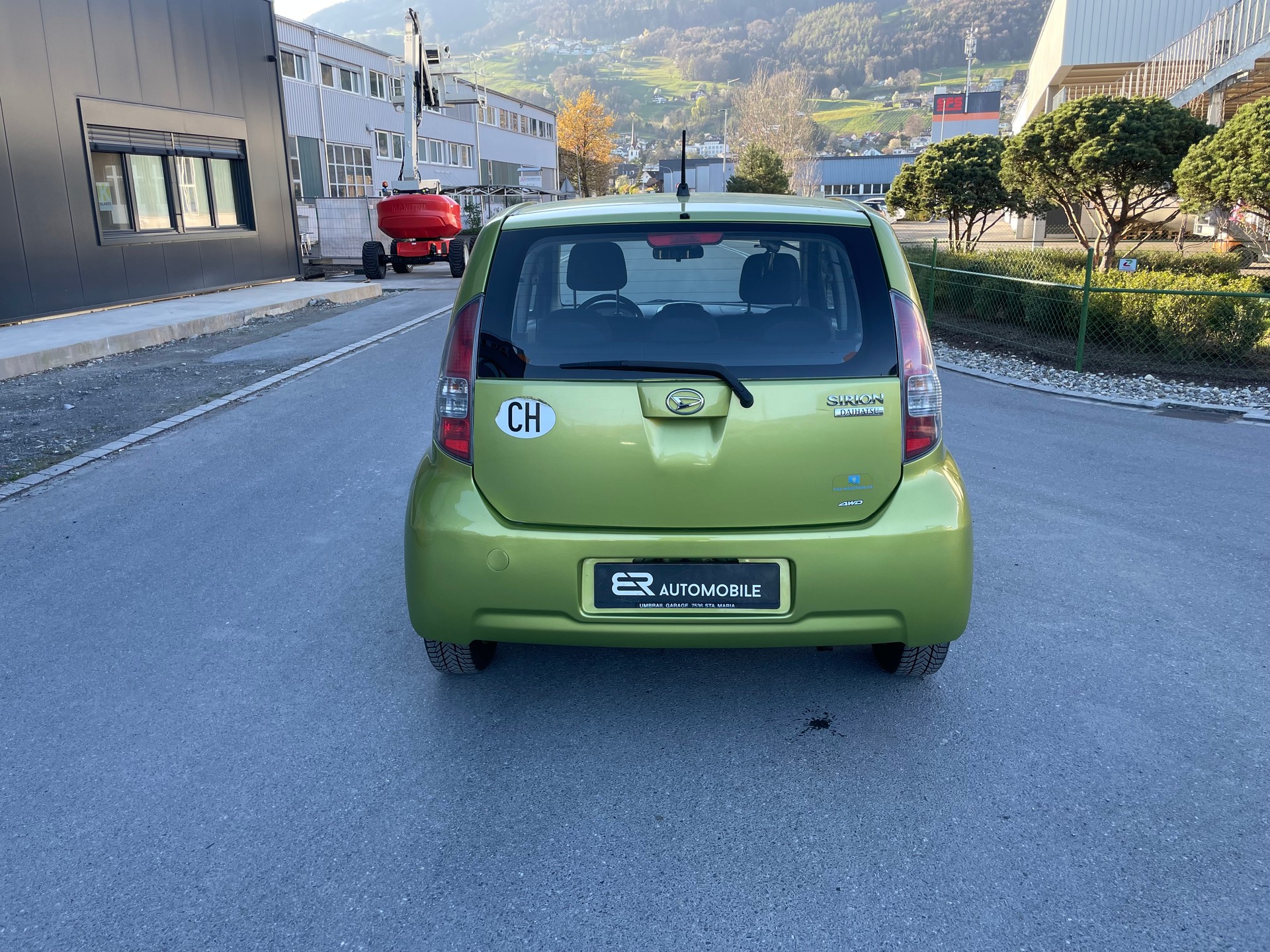 DAIHATSU Sirion 1.3 S eco-4WD-image-3