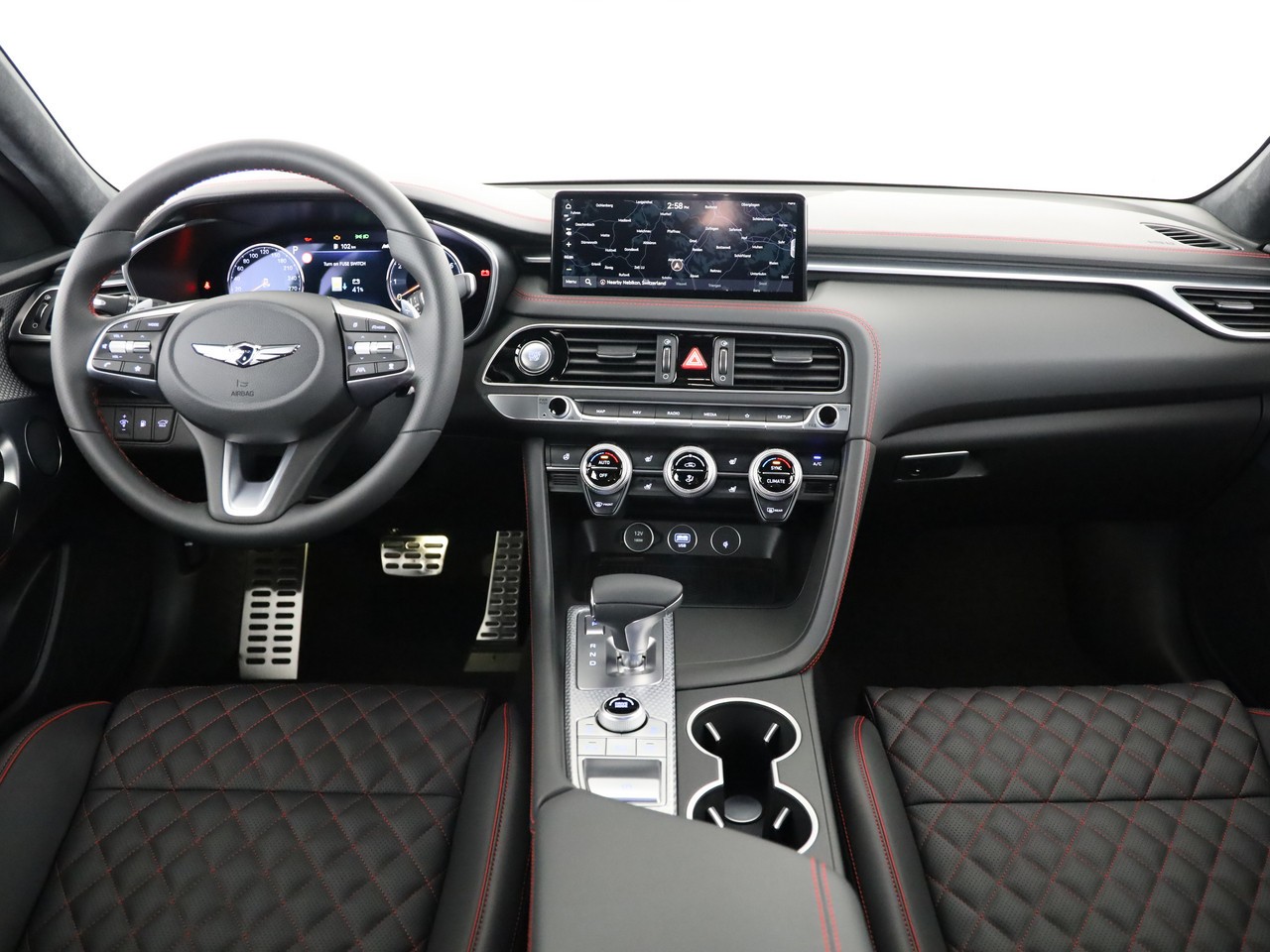 GENESIS Shooting Brake 2.0T AWD Sport-showroom-element-2