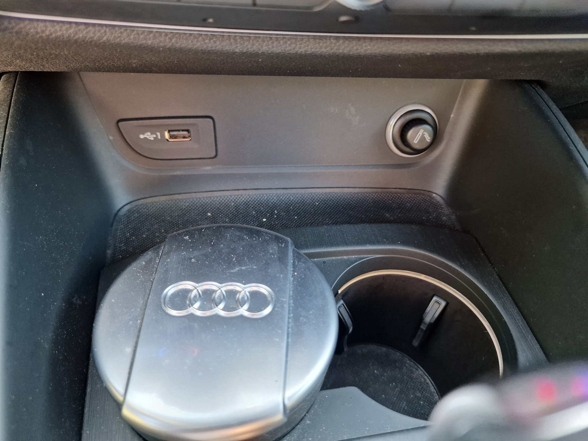 AUDI S3 Sportback 2.0 TFSI quattro S-tronic ACC 24Mt Gara-image-25