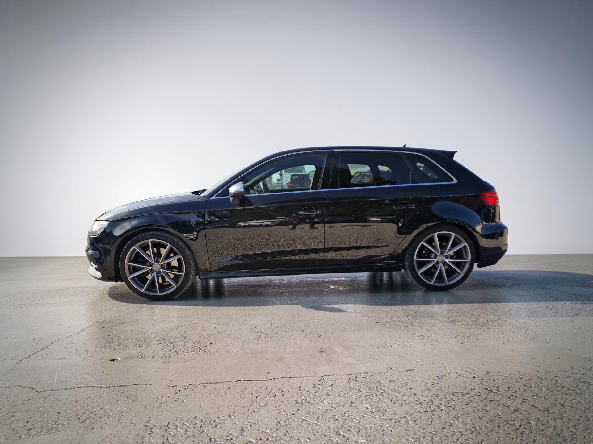 AUDI S3 Sportback 2.0 TFSI quattro S-tronic ACC 24Mt Gara-image-0