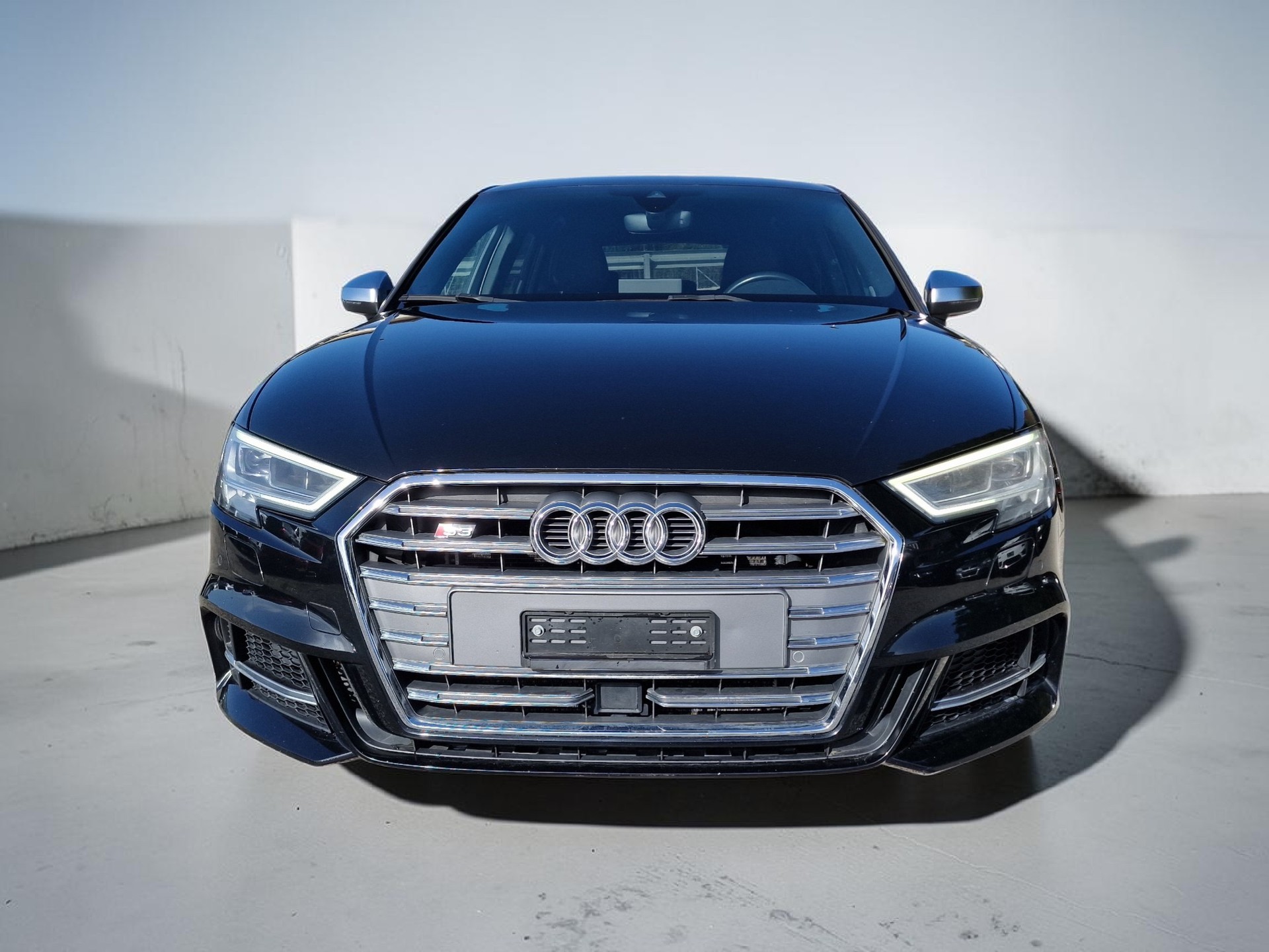 AUDI S3 Sportback 2.0 TFSI quattro S-tronic ACC 24Mt Gara-image-2
