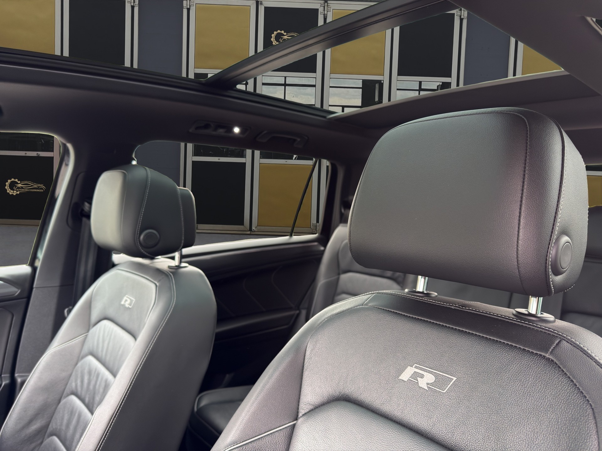 VW Tiguan Allspace 2.0 TSI Highline R-Line DSG-image-12