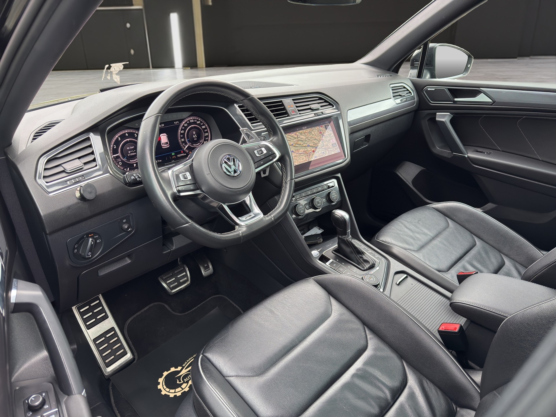 VW Tiguan Allspace 2.0 TSI Highline R-Line DSG-image-8