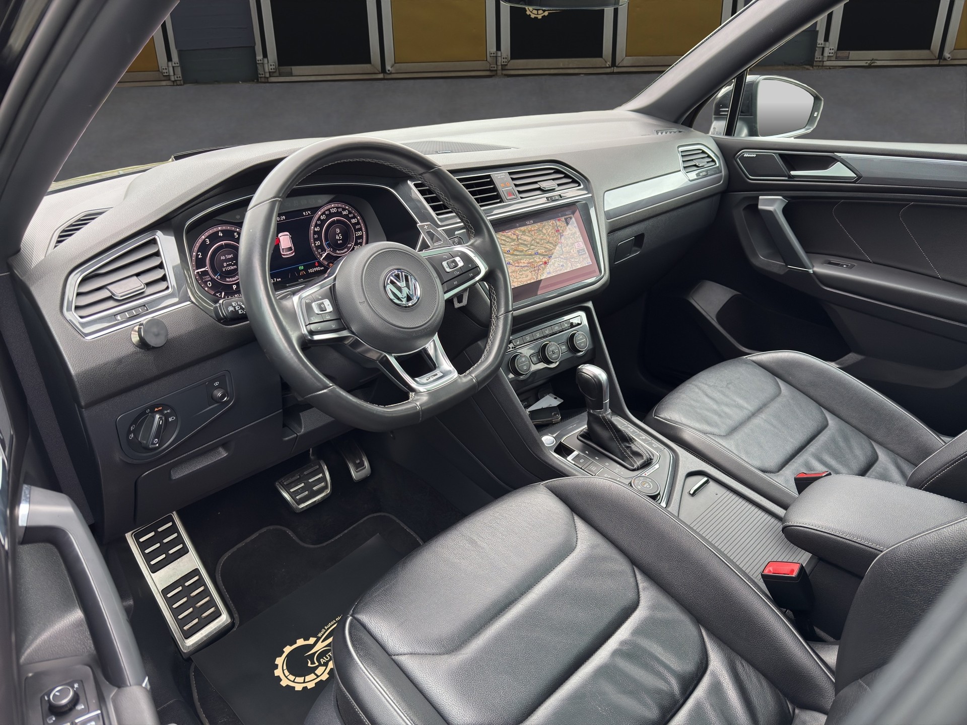 VW Tiguan Allspace 2.0 TSI Highline R-Line DSG-image-8