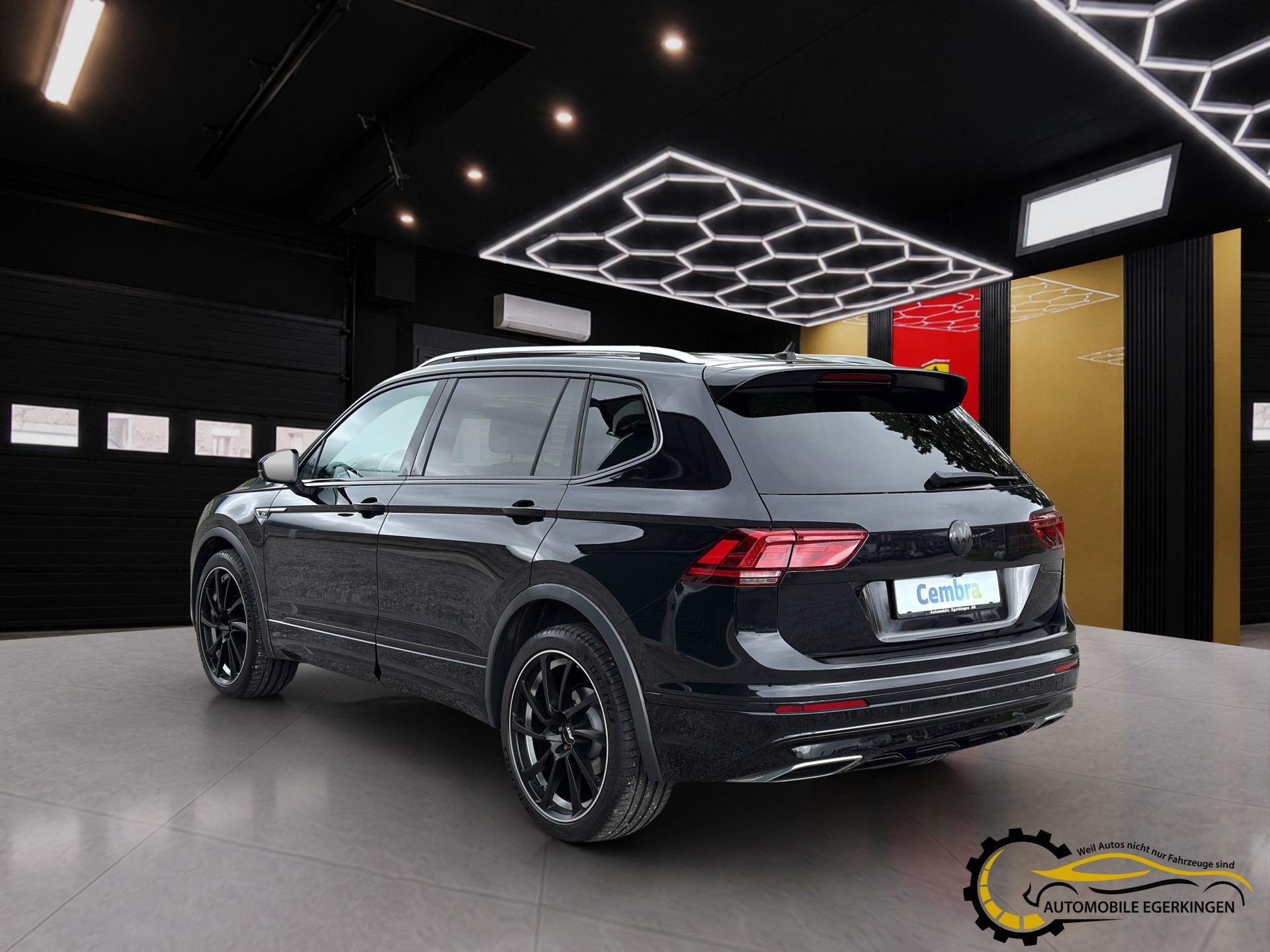VW Tiguan Allspace 2.0 TSI Highline R-Line DSG-image-6