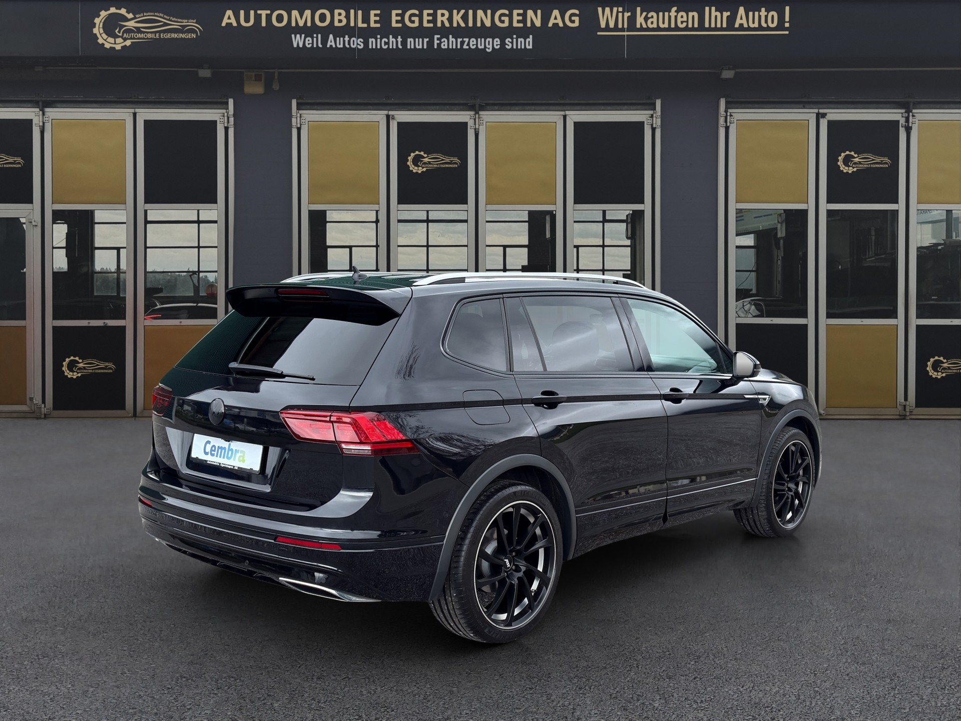 VW Tiguan Allspace 2.0 TSI Highline R-Line DSG-image-4