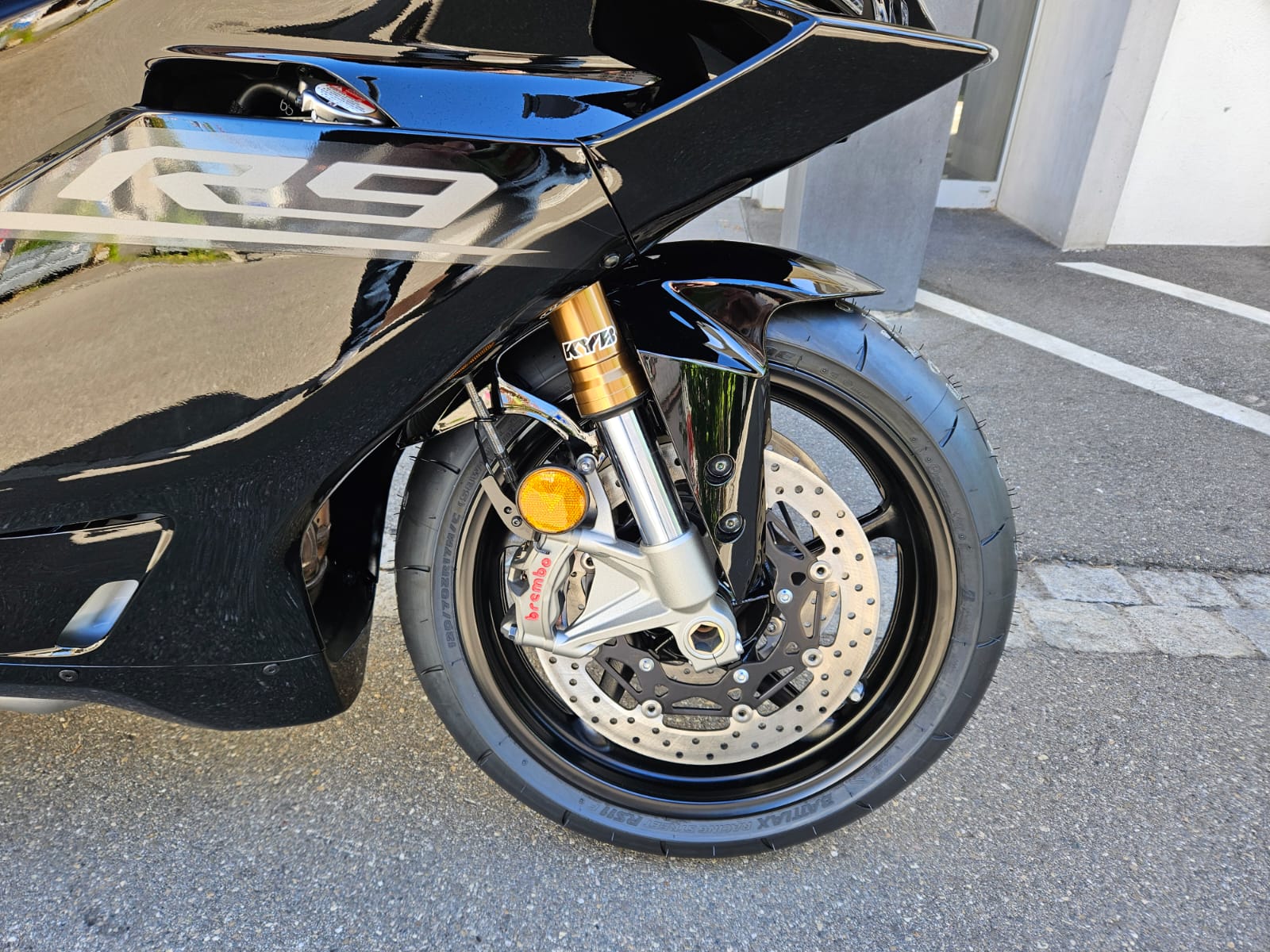 YAMAHA YZF-R9-image-7