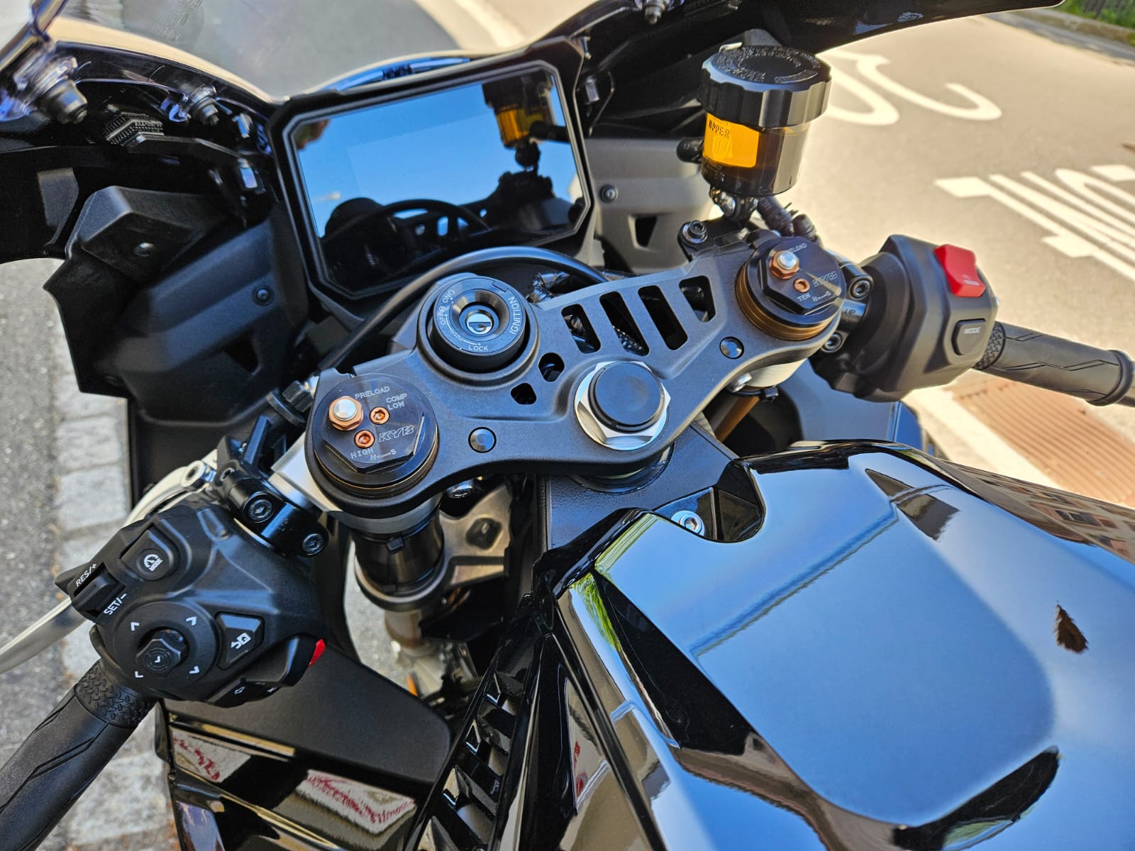 YAMAHA YZF-R9-image-6