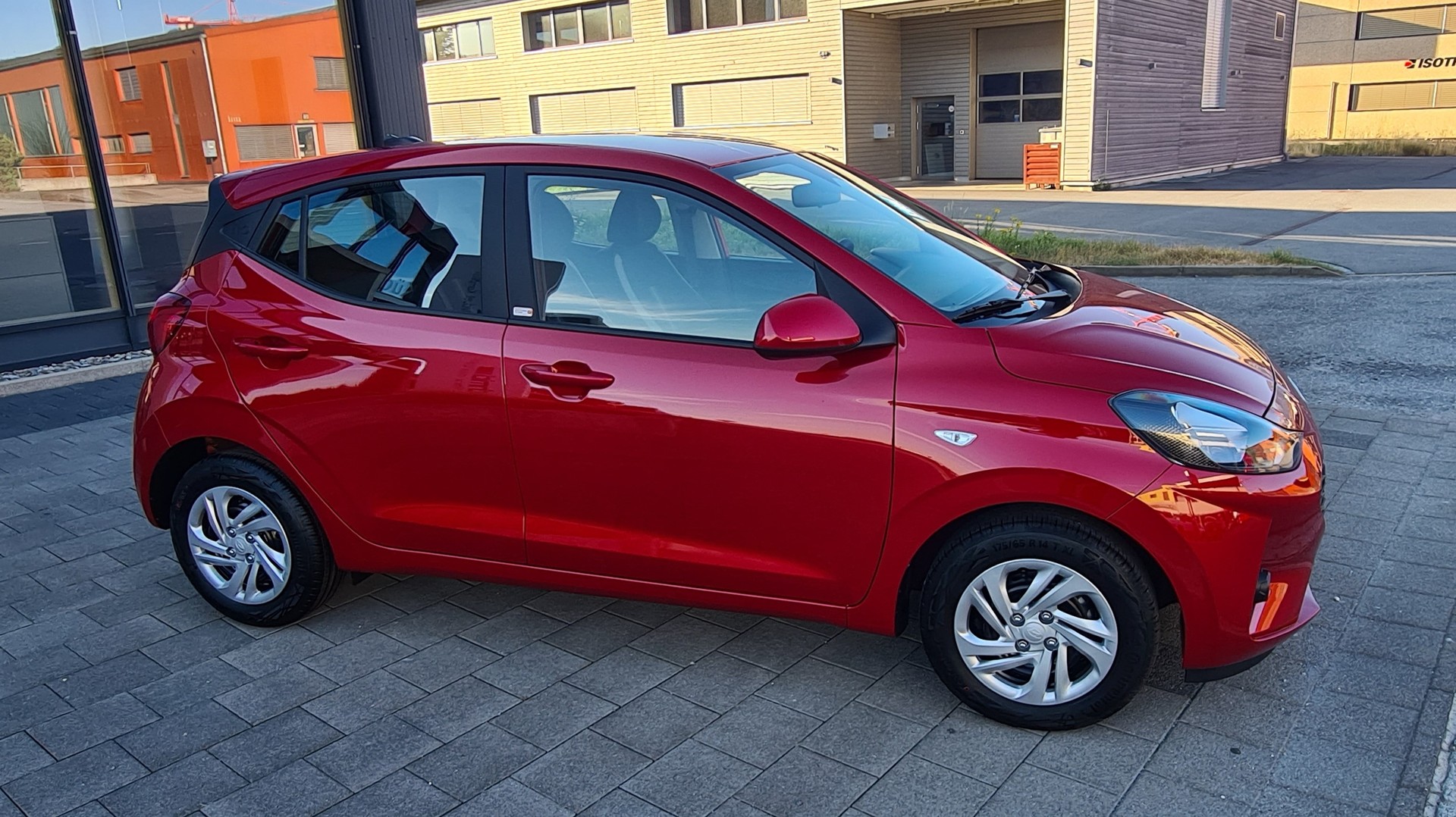 HYUNDAI i10 1.0 Origo Aut.-image-2