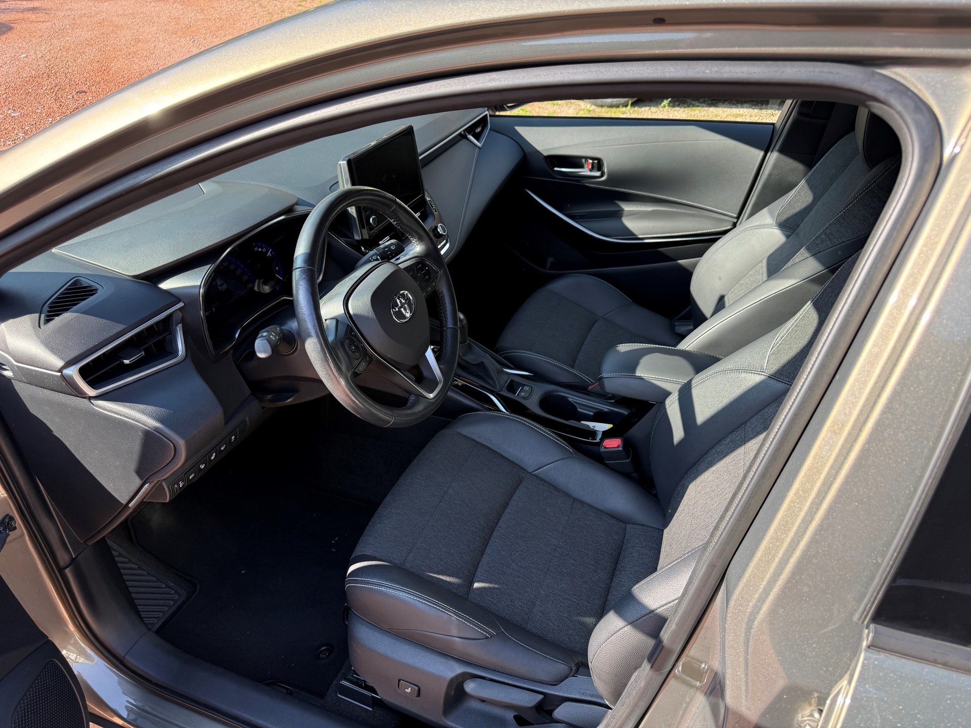 TOYOTA Corolla 1.8 HSD Trend e-CVT-image-5