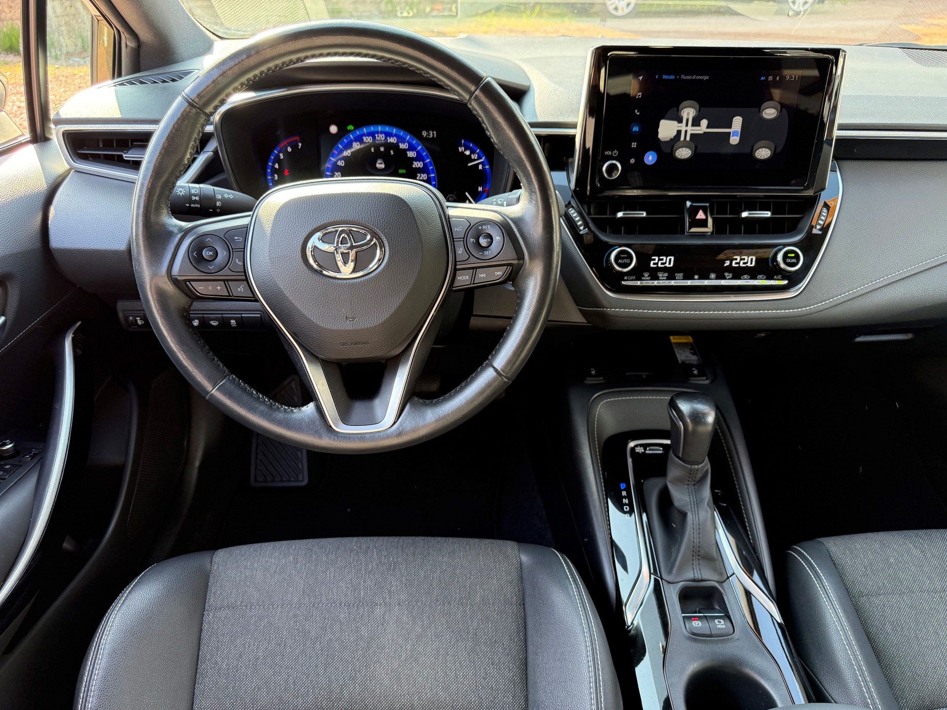 TOYOTA Corolla 1.8 HSD Trend e-CVT-image-7