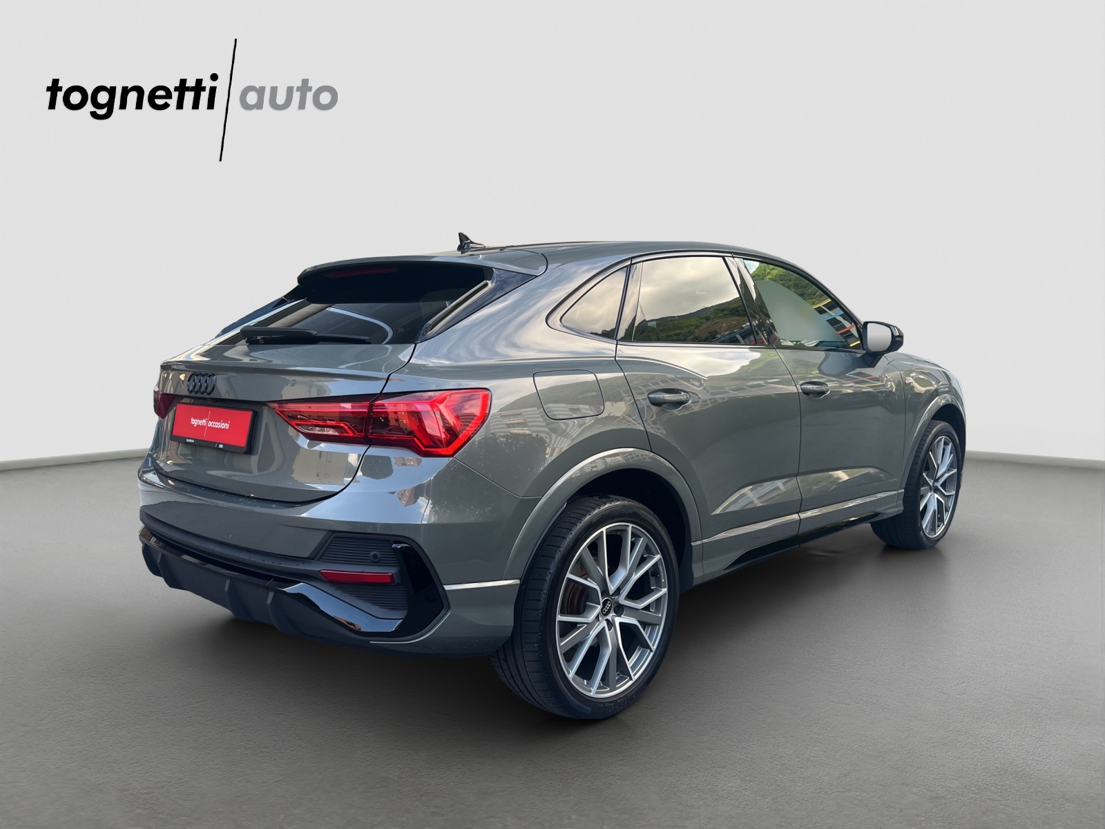 AUDI Q3 Sportback 35 TFSI S line Attraction S-tronic-image-3