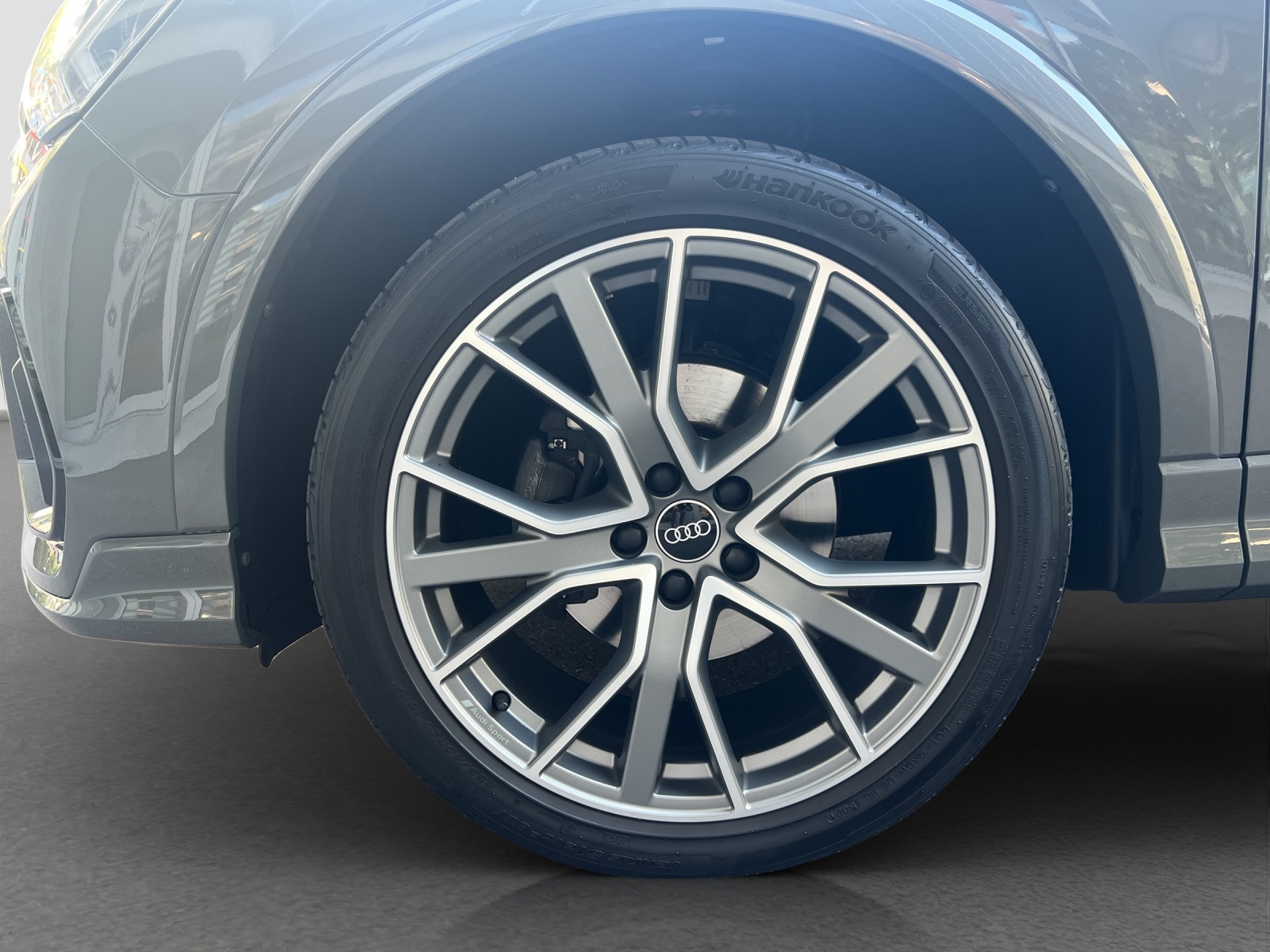 AUDI Q3 Sportback 35 TFSI S line Attraction S-tronic-image-4