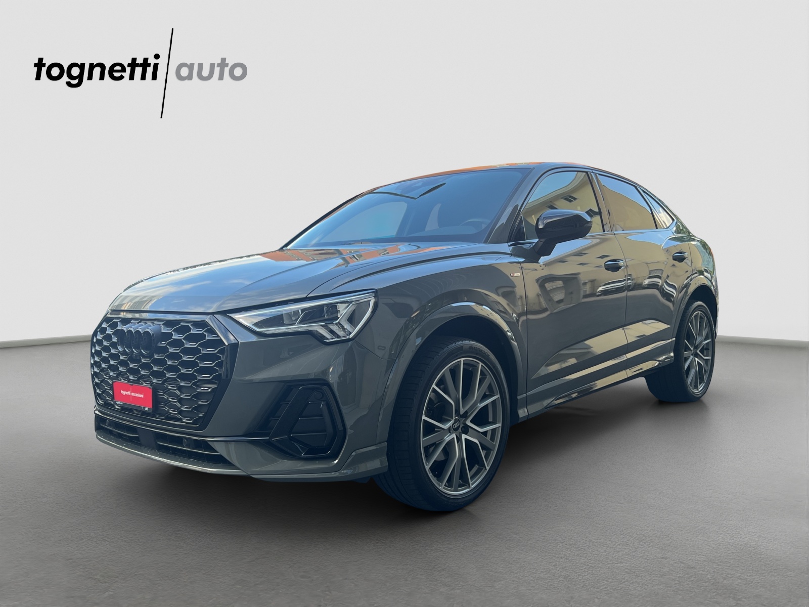 AUDI Q3 Sportback 35 TFSI S line Attraction S-tronic-image-0