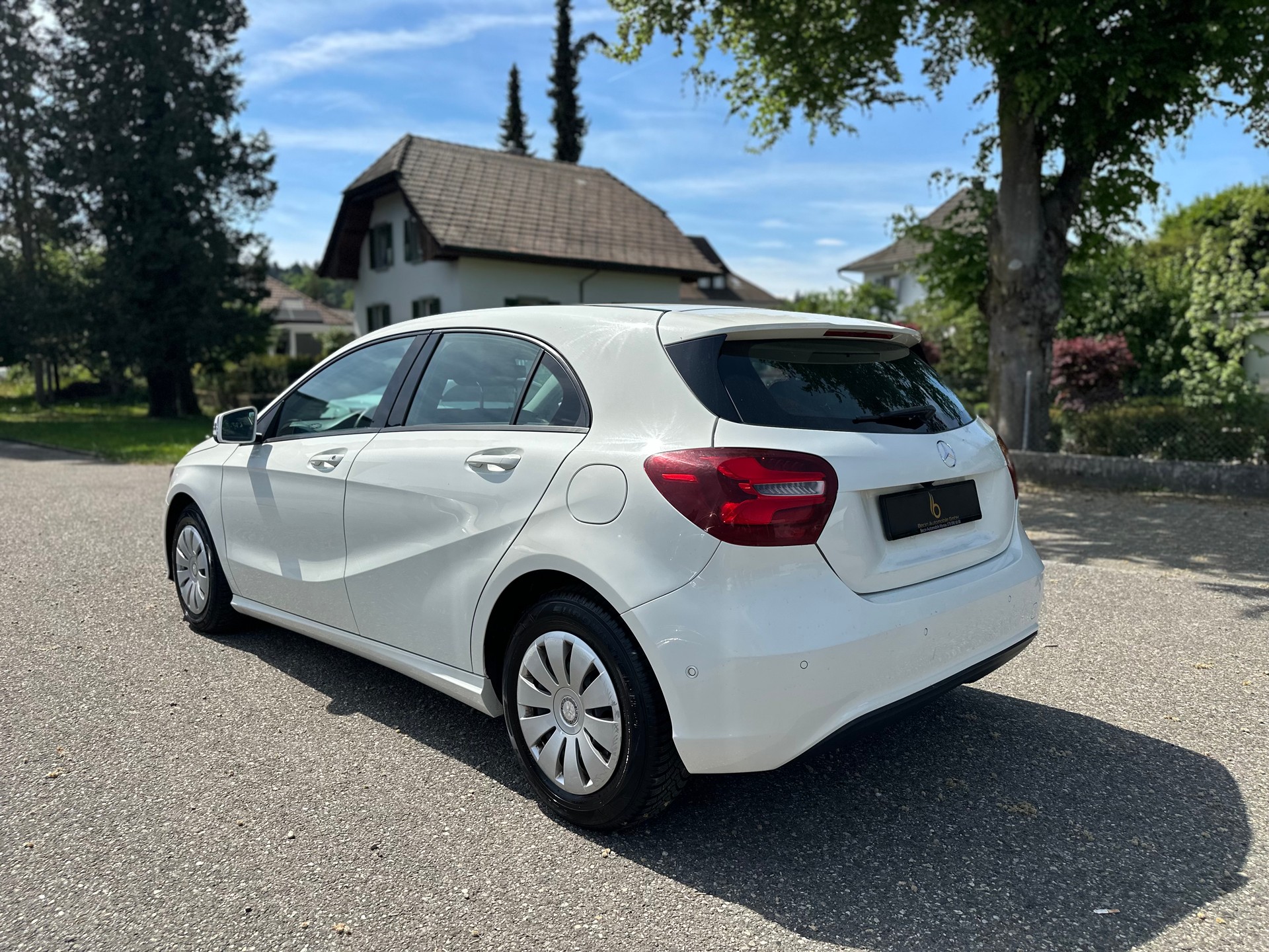 MERCEDES-BENZ A 180 CDI Urban-image-4