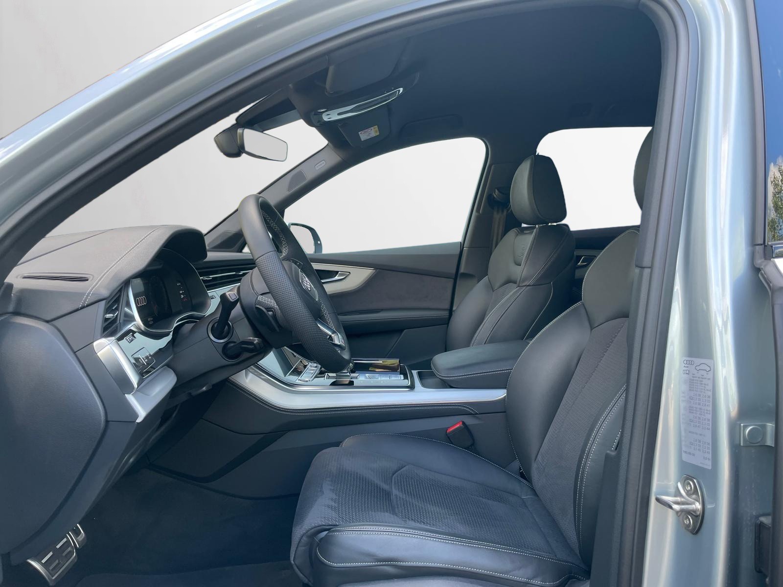 AUDI Q7 SUV TDI quattro 210 kW S Line tiptronic-image-4