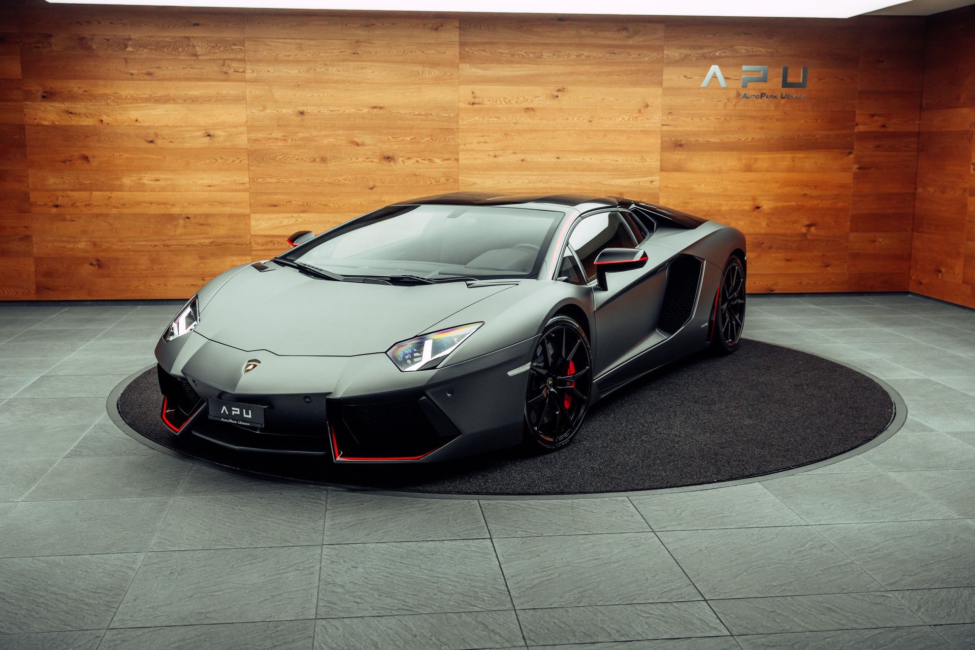 LAMBORGHINI Aventador LP700-4 Roadster E-Gear Pirelli Edition Grigio Titans-image-24