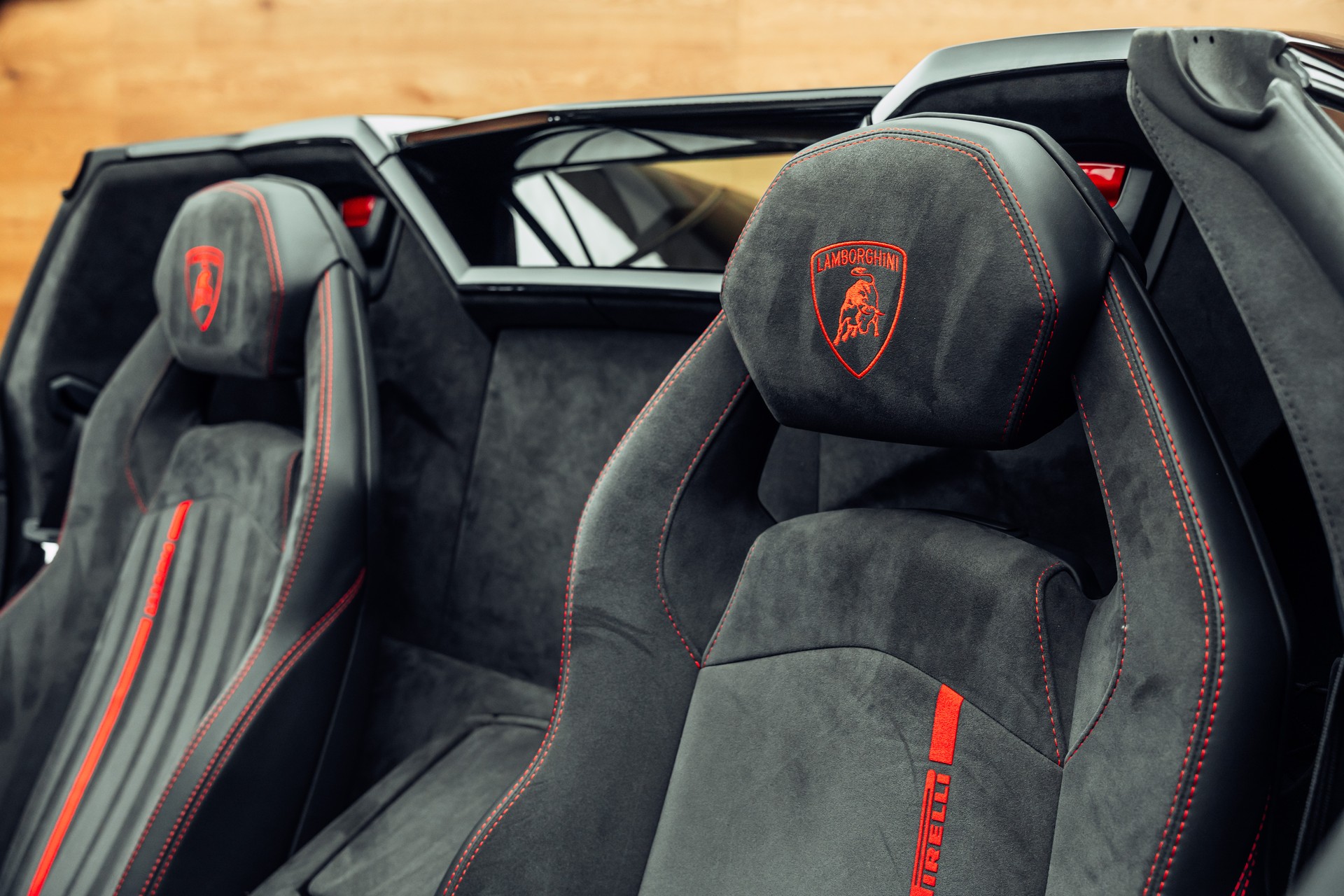 LAMBORGHINI Aventador LP700-4 Roadster E-Gear Pirelli Edition Grigio Titans-image-9
