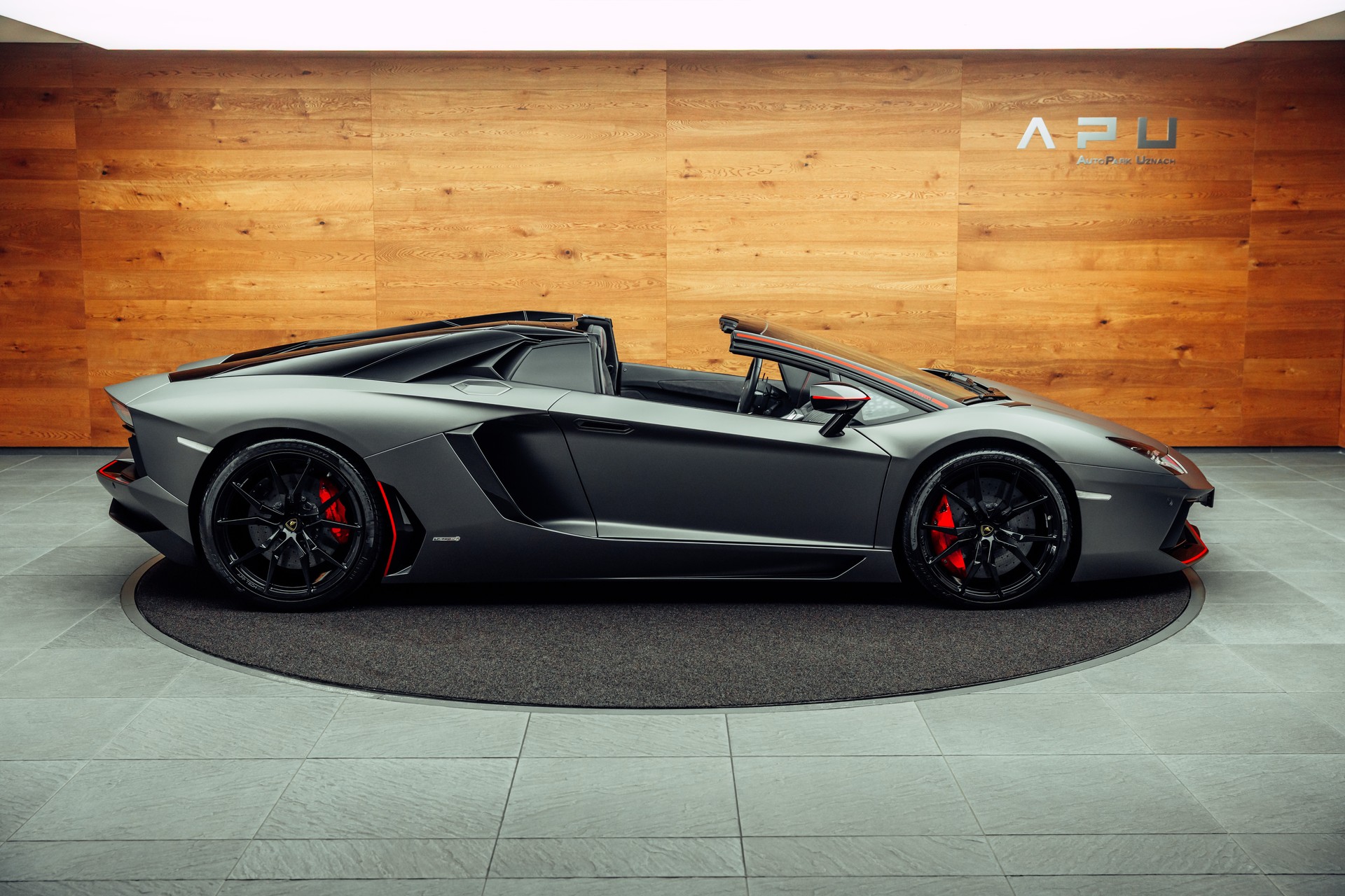 LAMBORGHINI Aventador LP700-4 Roadster E-Gear Pirelli Edition Grigio Titans-image-12