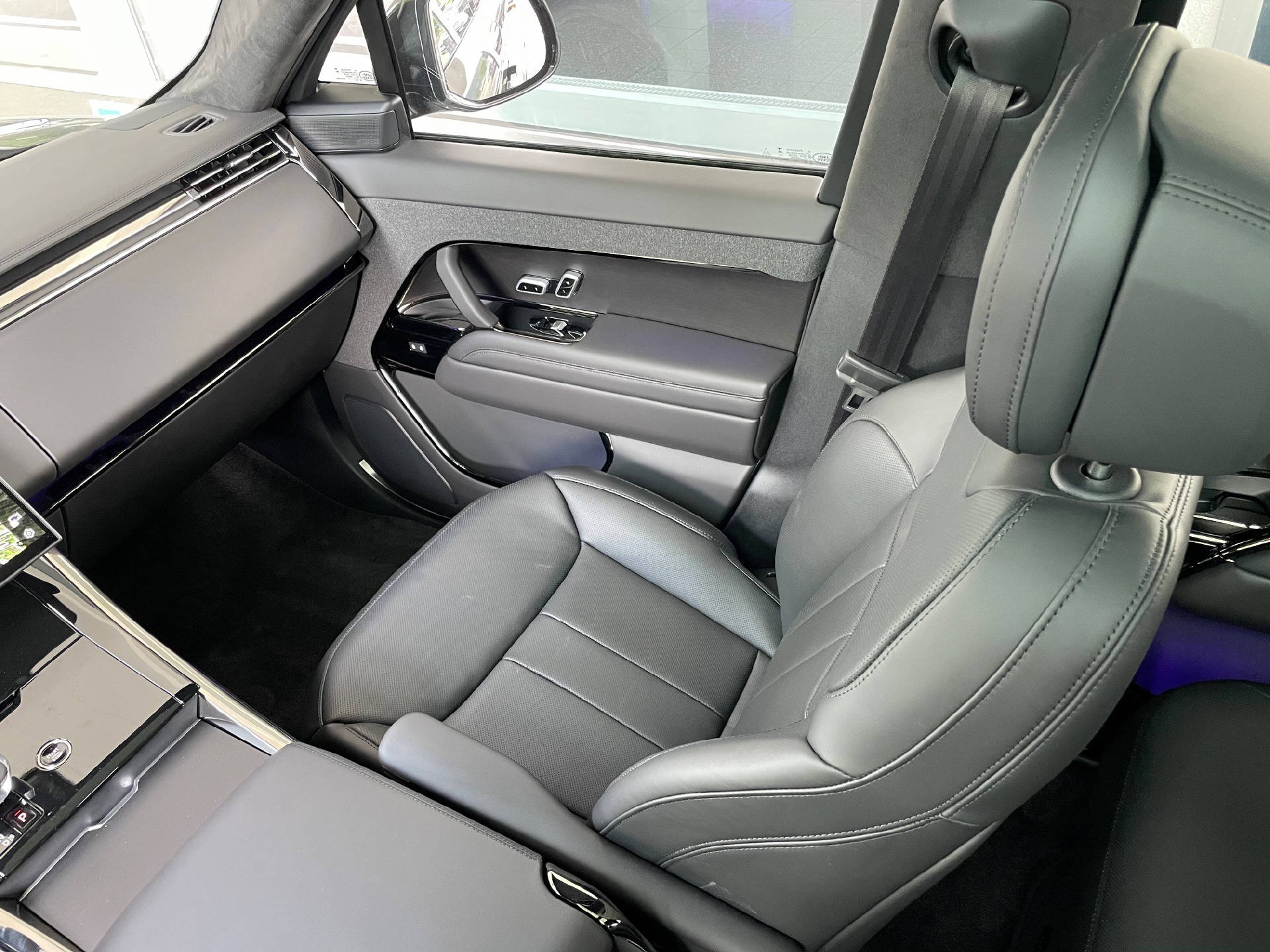 LAND ROVER Range Rover Sport 3.0 I6 P550e Autobiography-image-21