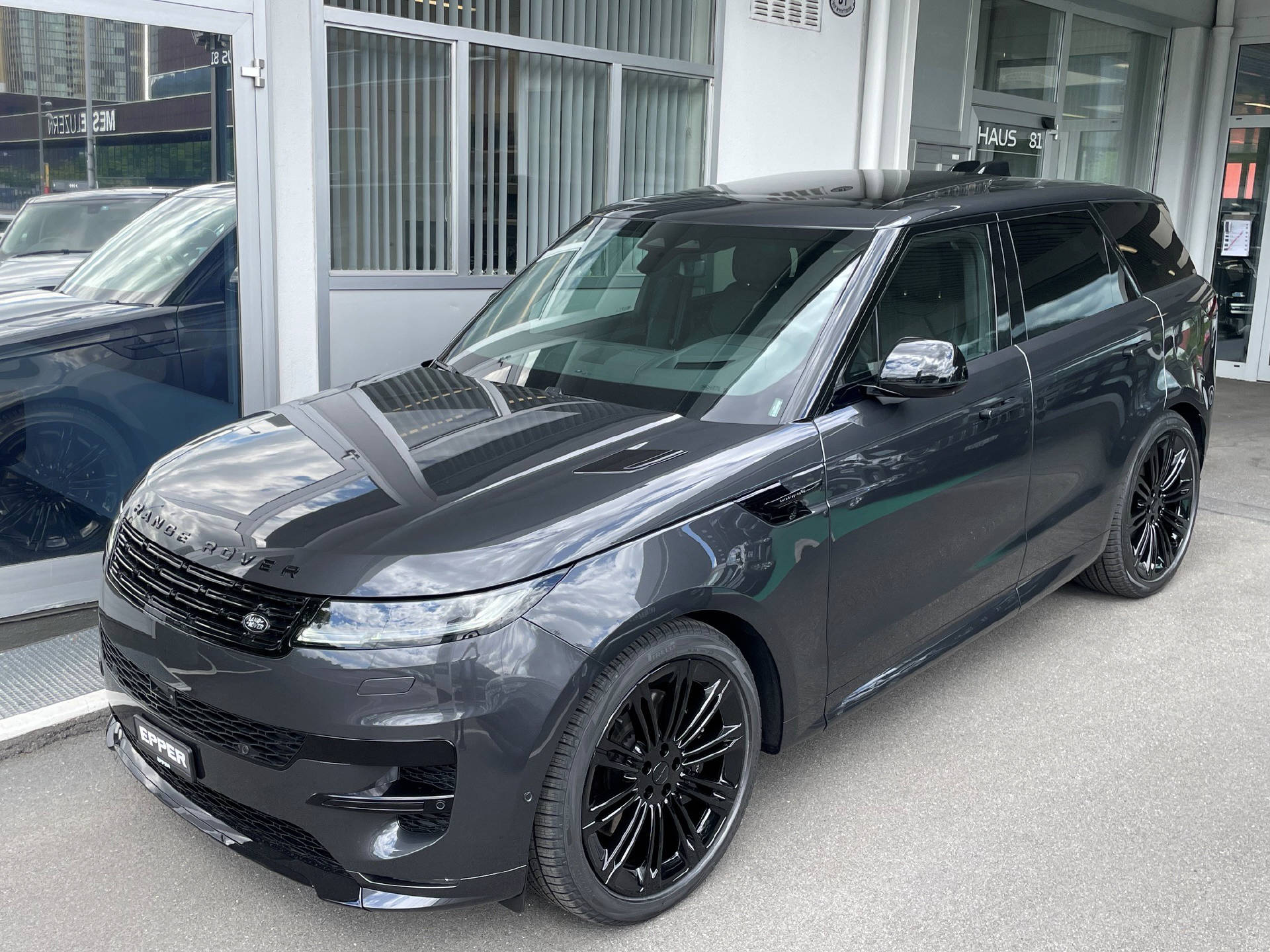 LAND ROVER Range Rover Sport 3.0 I6 P550e Autobiography-image-28