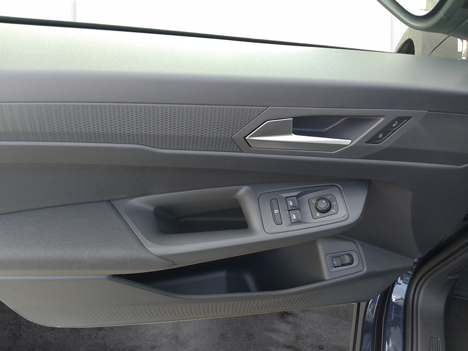 FORD Tourneo Grand Connect 1.5 EcoBoost 150 Titanium PHEV-image-12
