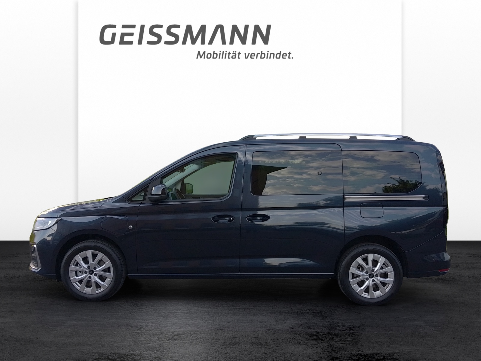 FORD Tourneo Grand Connect 1.5 EcoBoost 150 Titanium PHEV-image-3