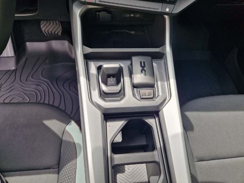DACIA Bigster 1.8 Hybrid Extreme-image-10