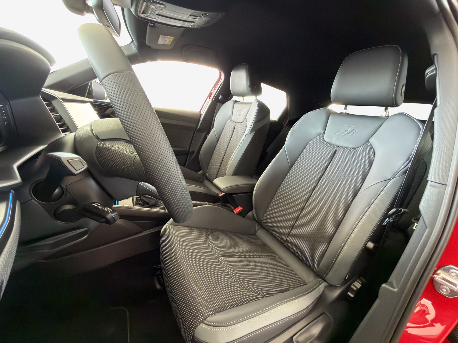 AUDI A1 Sportback 30 TFSI S-tronic-image-14