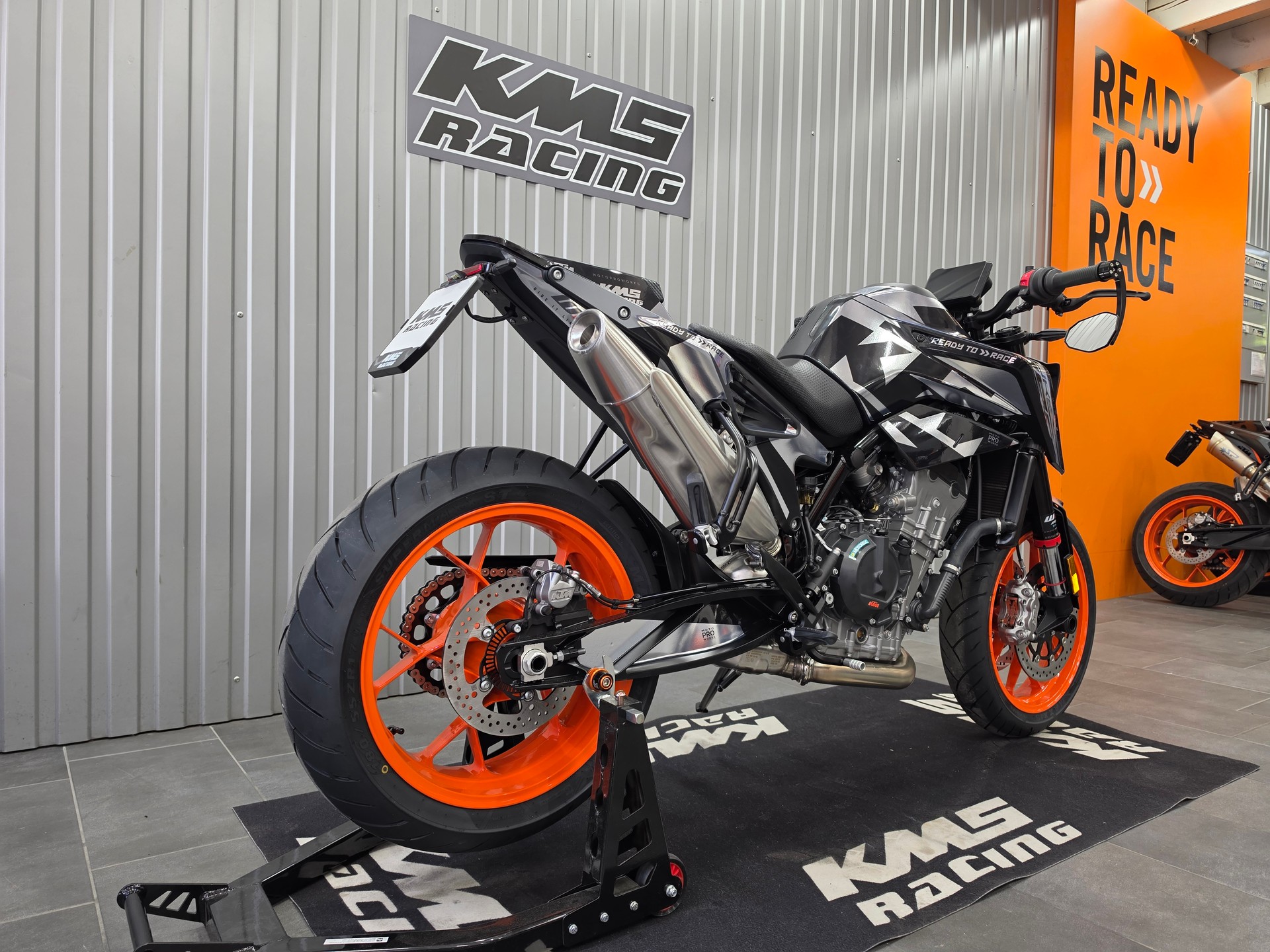 KTM 790 Duke (35kW)-showroom-element-2