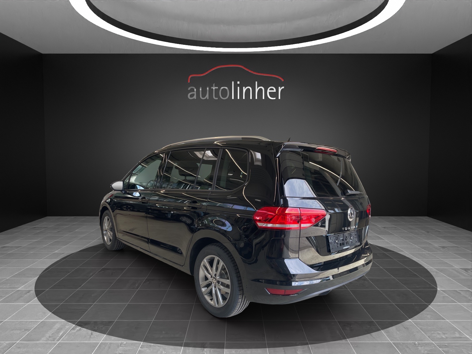 VW Touran 1.5 TSI EVO Comfortline DSG-image-2