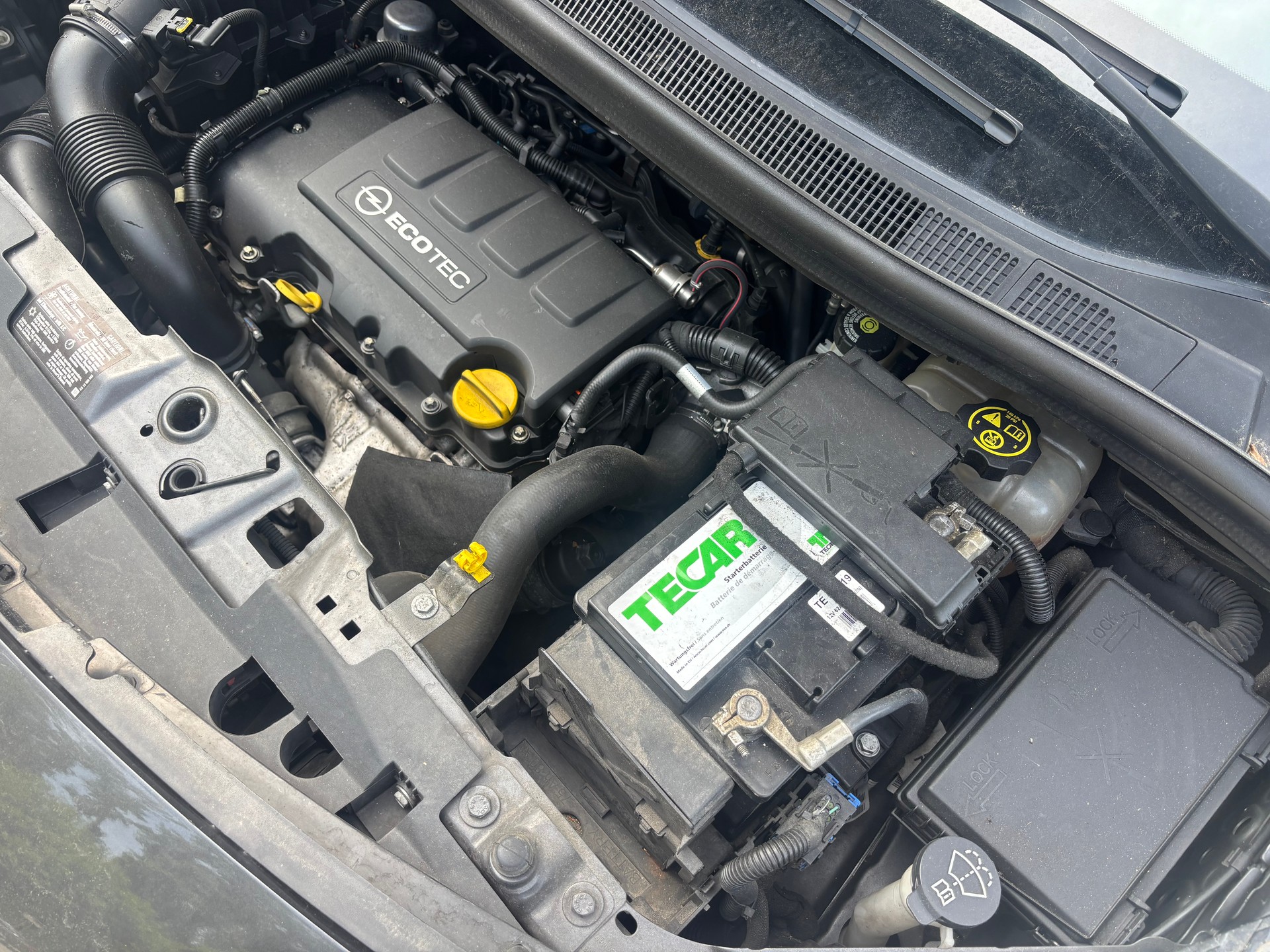 OPEL Meriva 1.4 Turbo-image-15