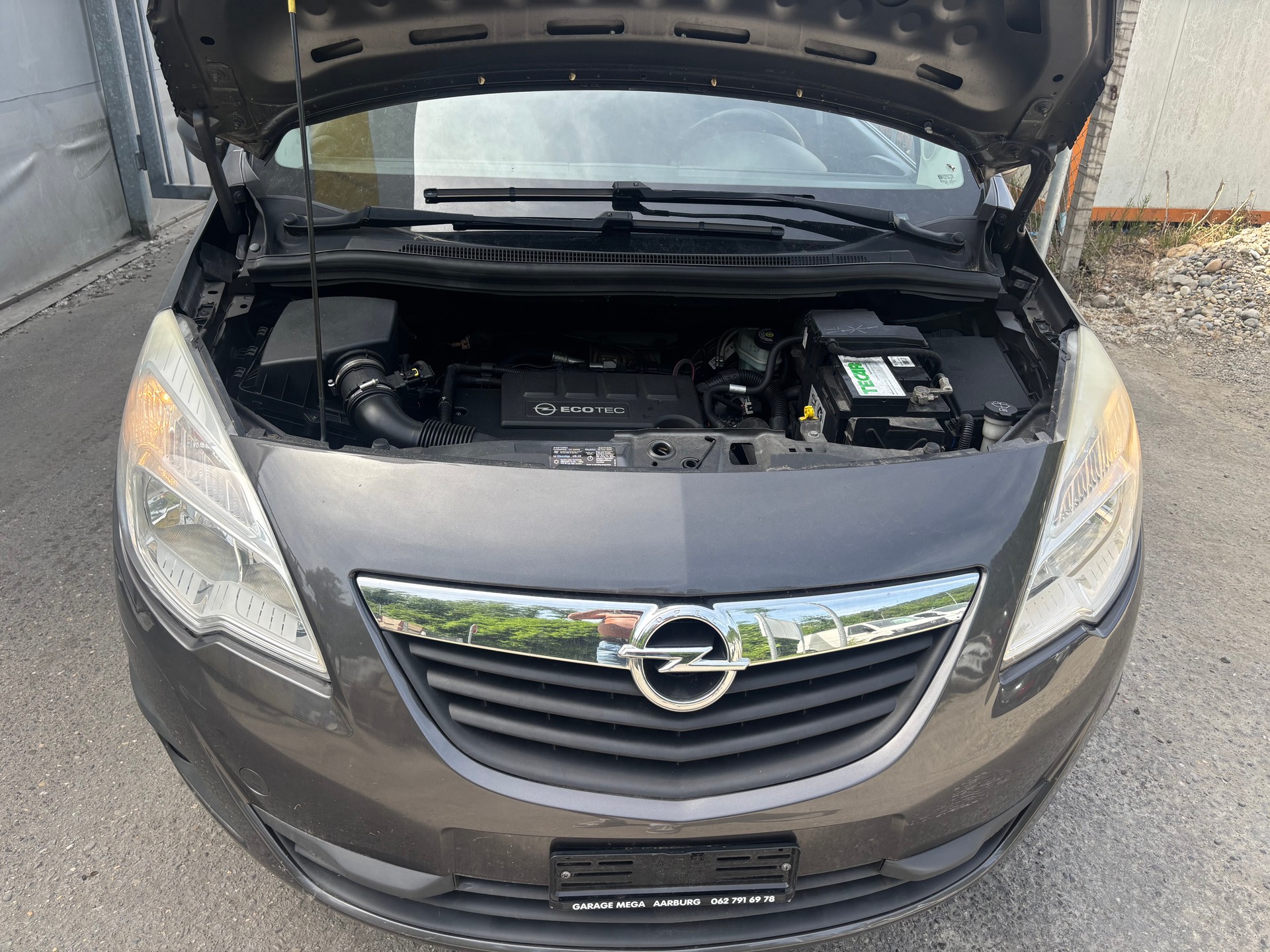 OPEL Meriva 1.4 Turbo-image-13
