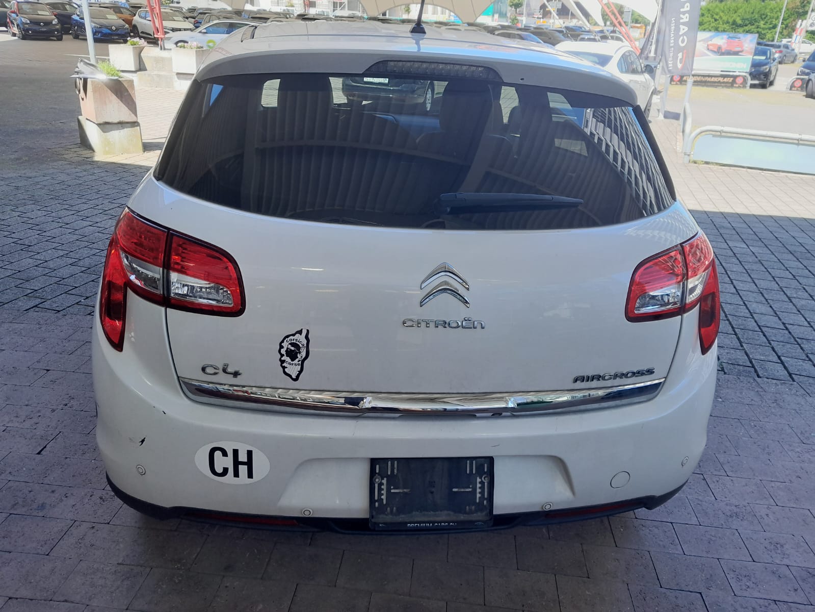 CITROEN C4 Aircross 1.6 HDi Collection 4WD-image-6