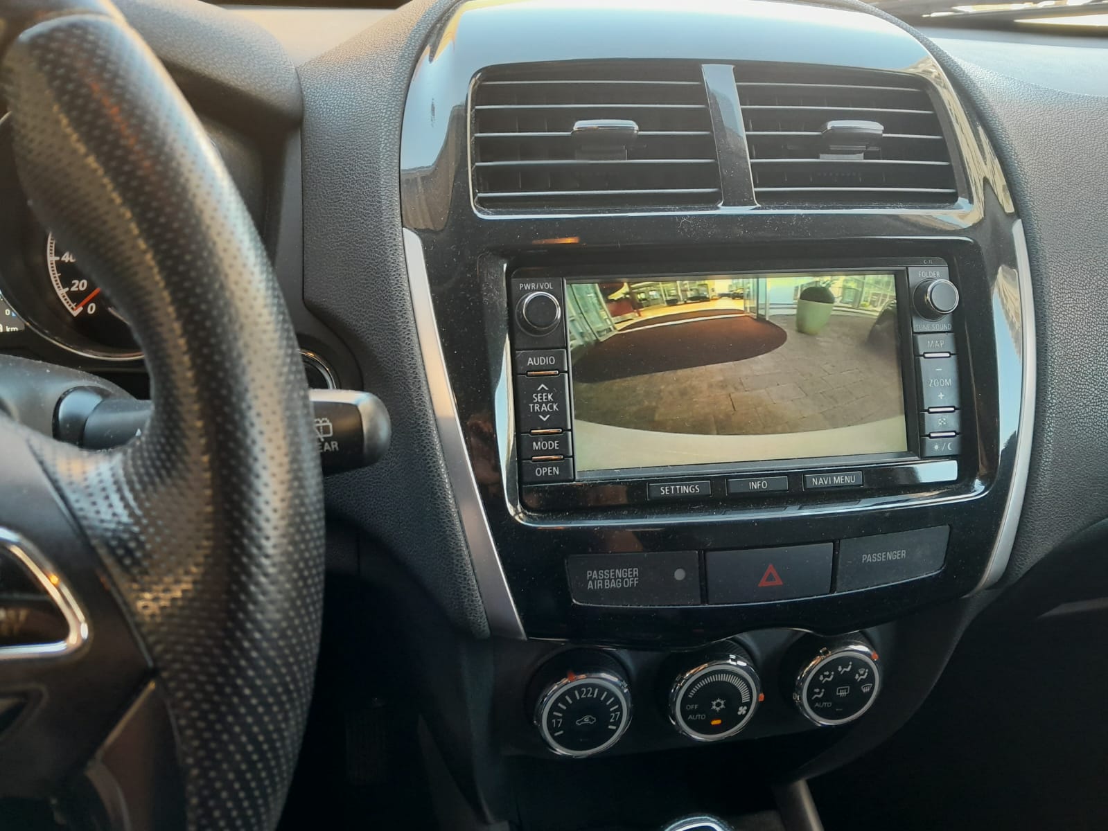 CITROEN C4 Aircross 1.6 HDi Collection 4WD-image-8