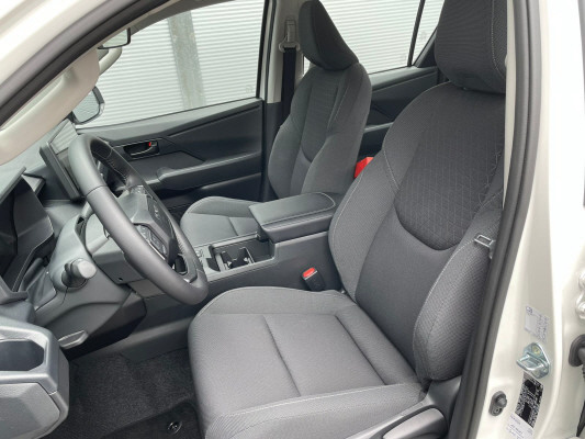 TOYOTA Hilux BEV Comfort AWD-image-6