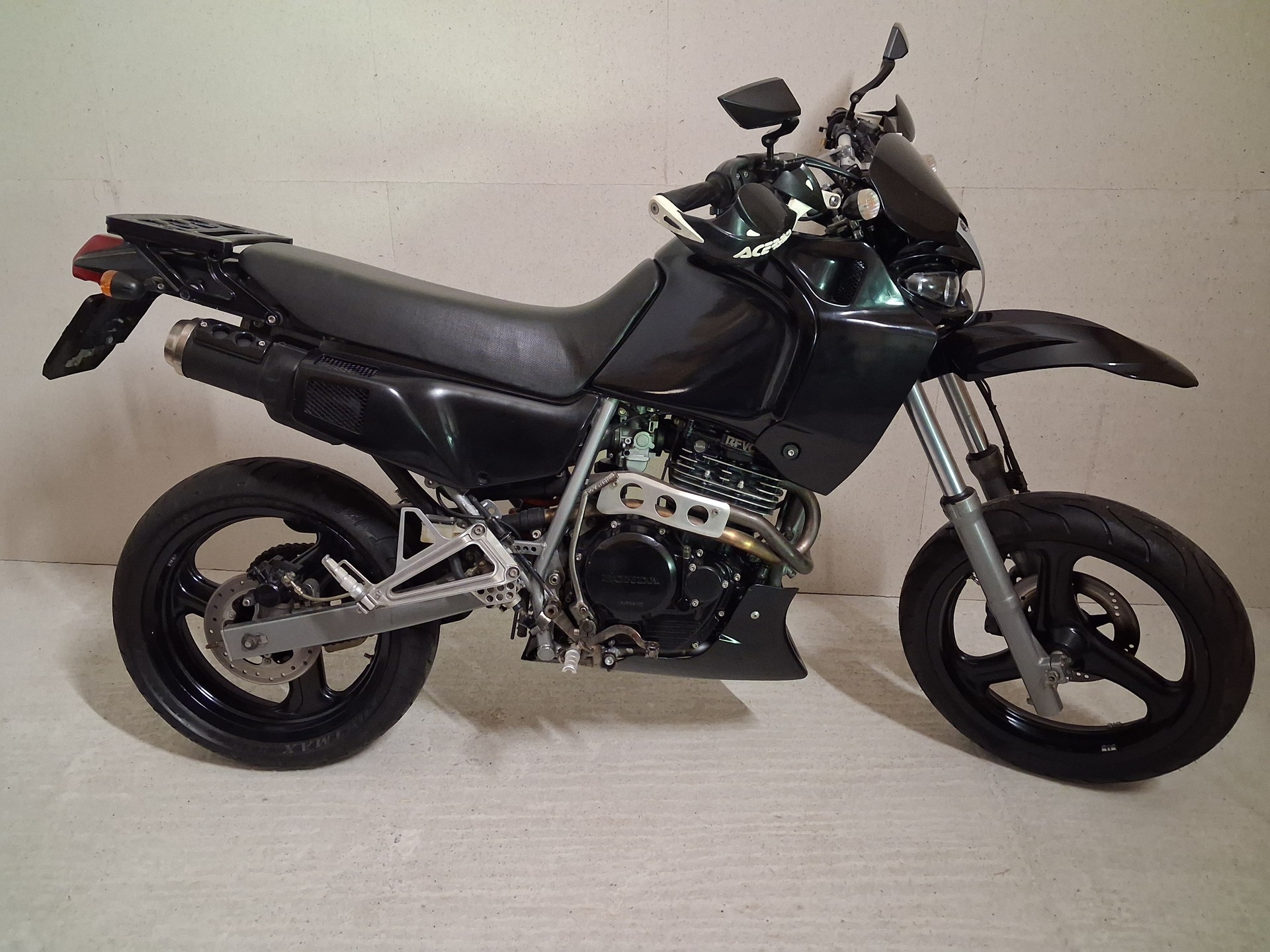 HONDA XL 600 R