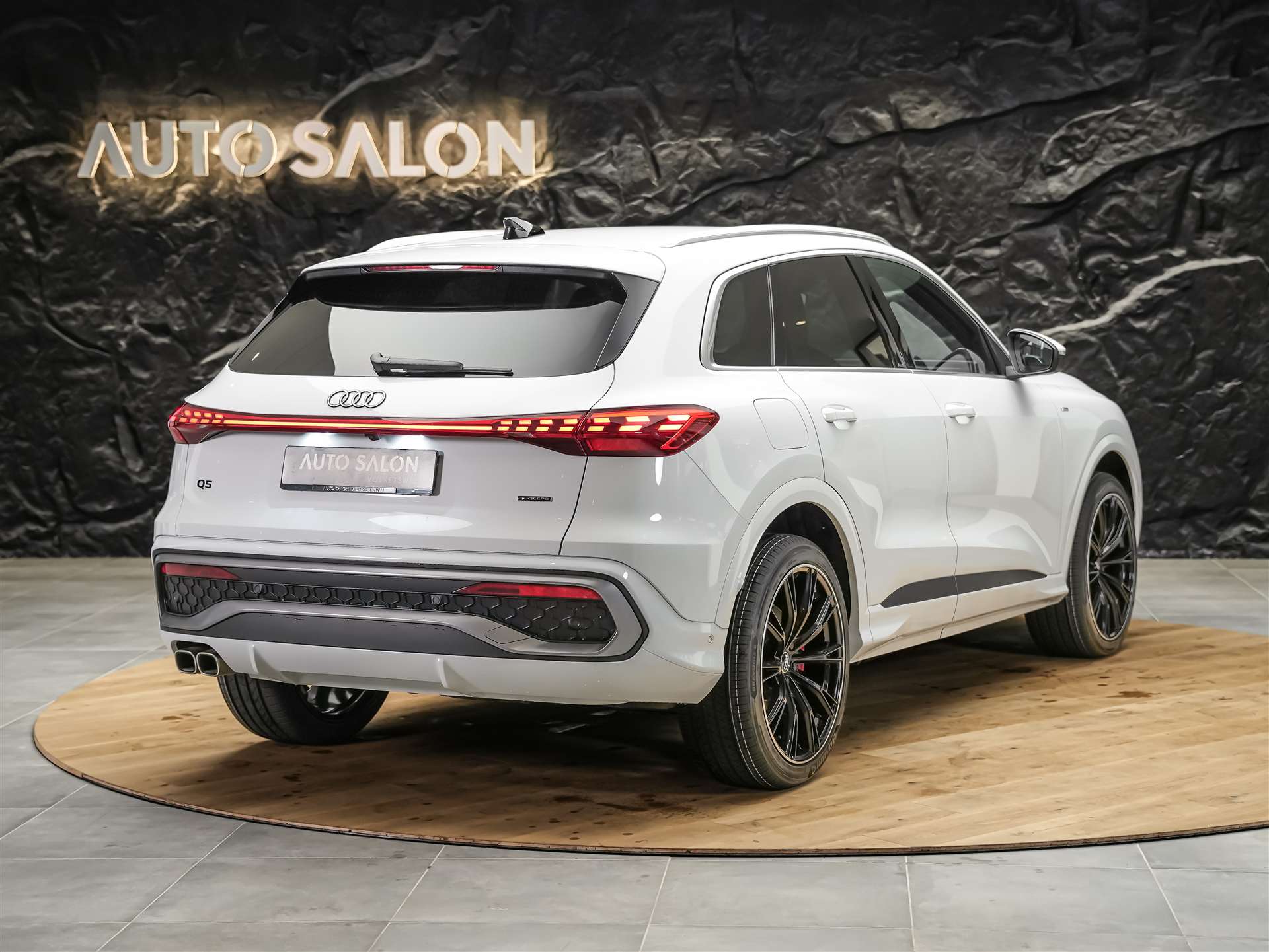 AUDI Q5 TDI quattro S-Line 150 kW S-tronic *21" Felgen*Beifahrerdisplay*Assistenzpaket*-image-4