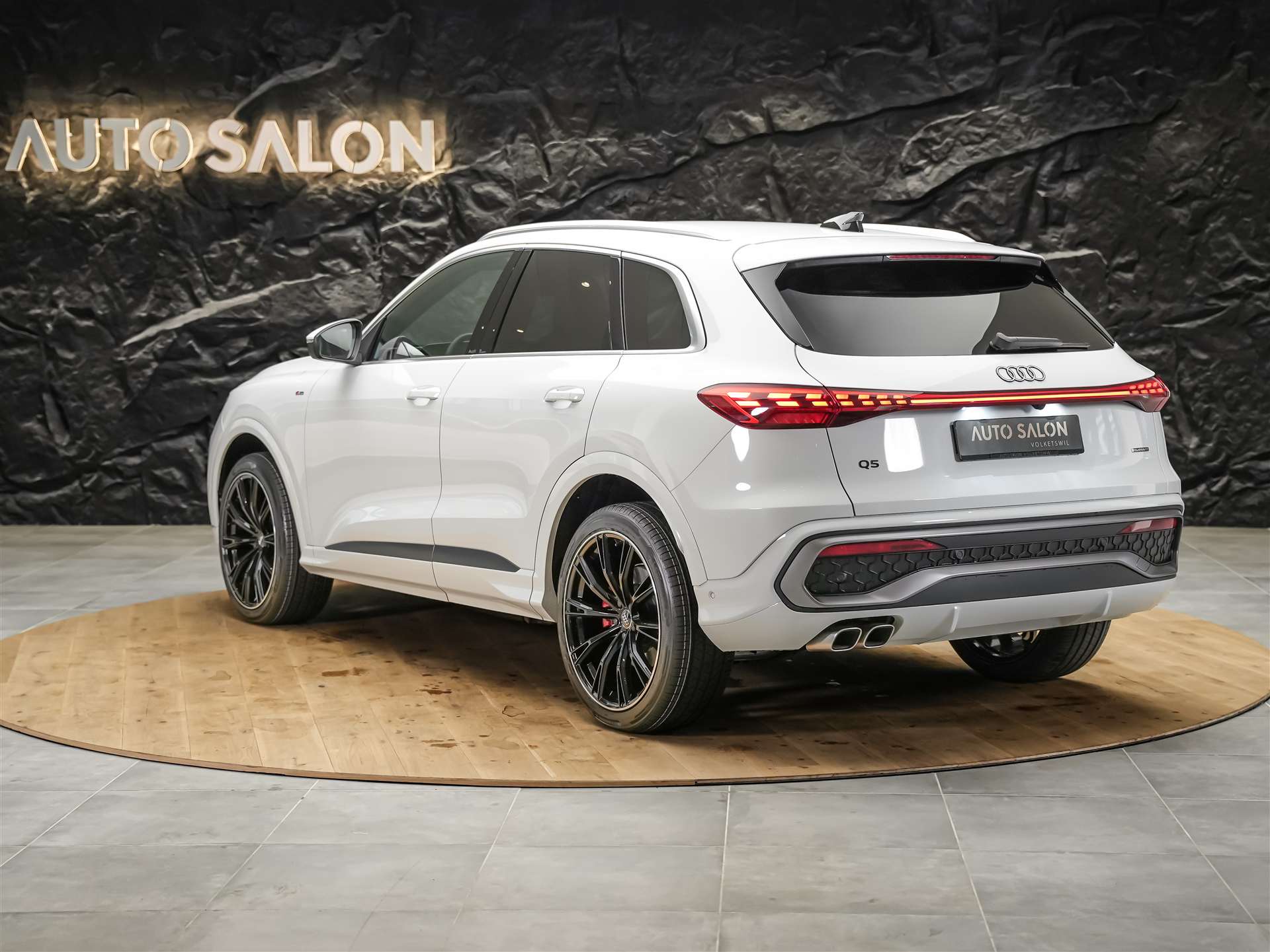 AUDI Q5 TDI quattro S-Line 150 kW S-tronic *21" Felgen*Beifahrerdisplay*Assistenzpaket*-showroom-element-2