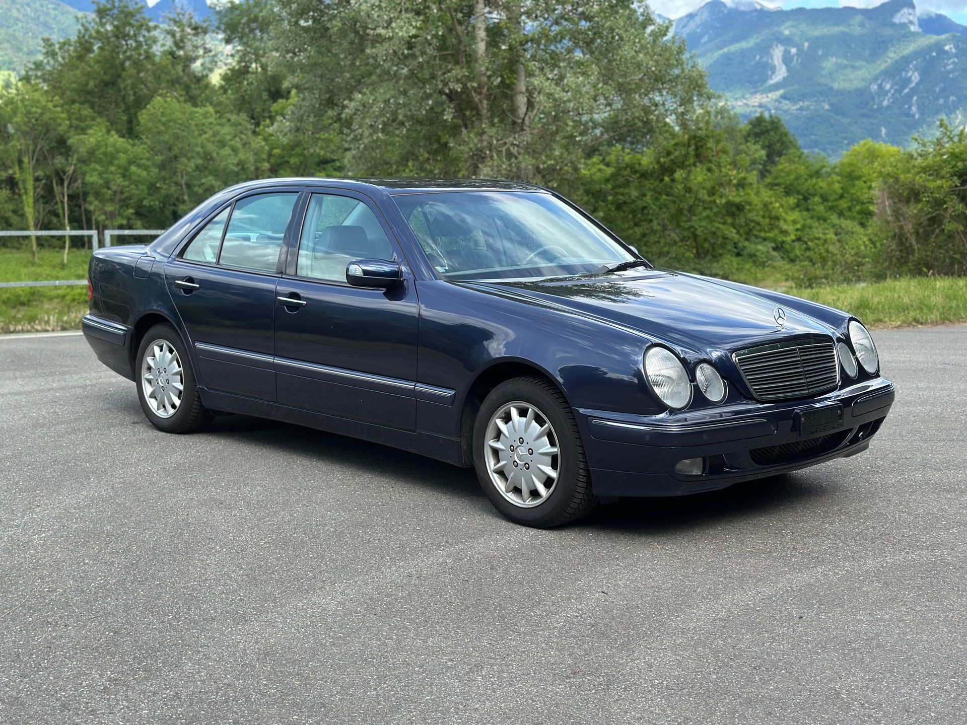 MERCEDES-BENZ E 320 Elégance Automatic / Expertisé-image-0