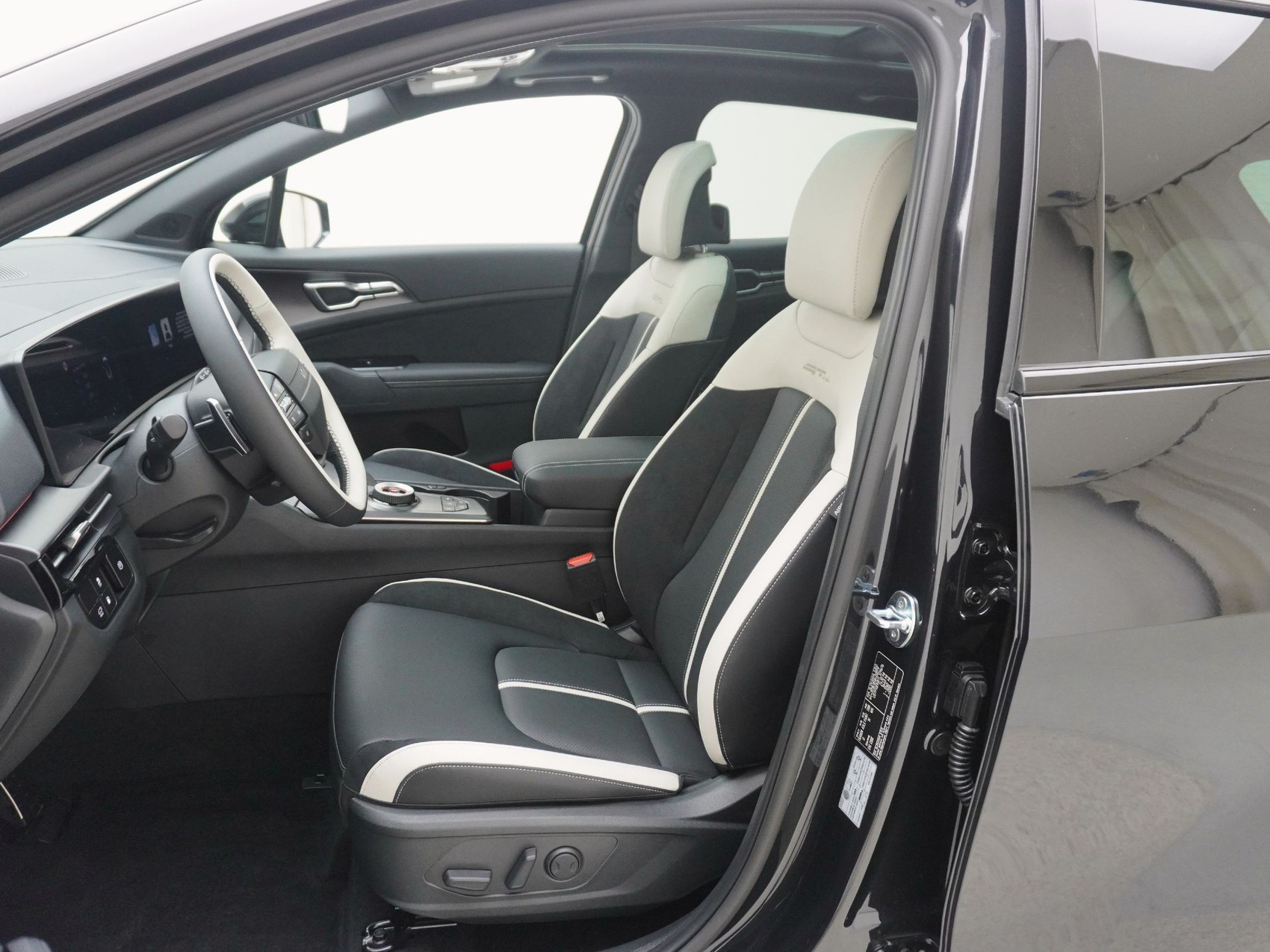KIA Sportage 1.6 T-GDi PHEV GT-Line 4x4-image-11