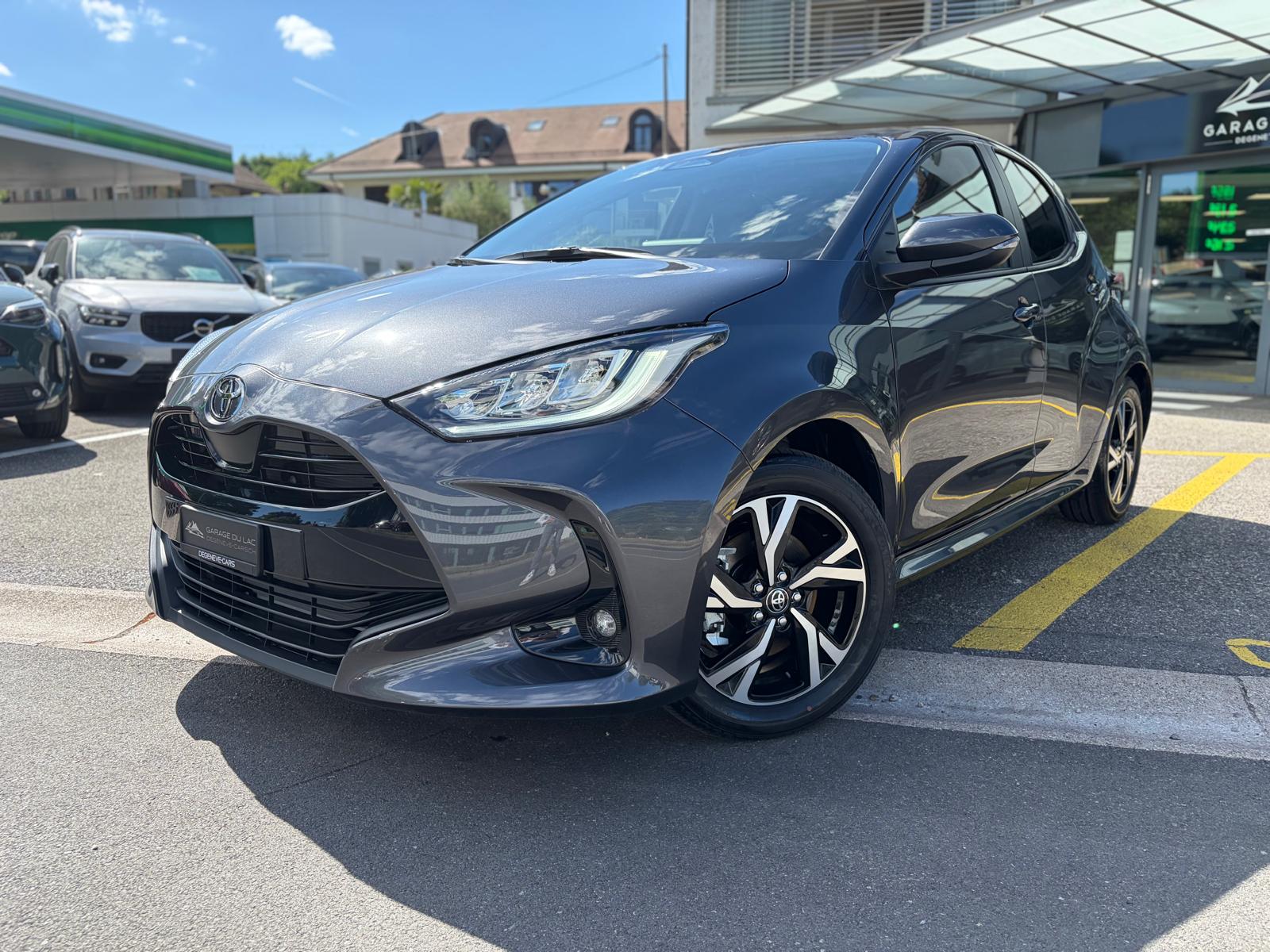 TOYOTA Yaris 1.5 Trend e-CVT-image-1