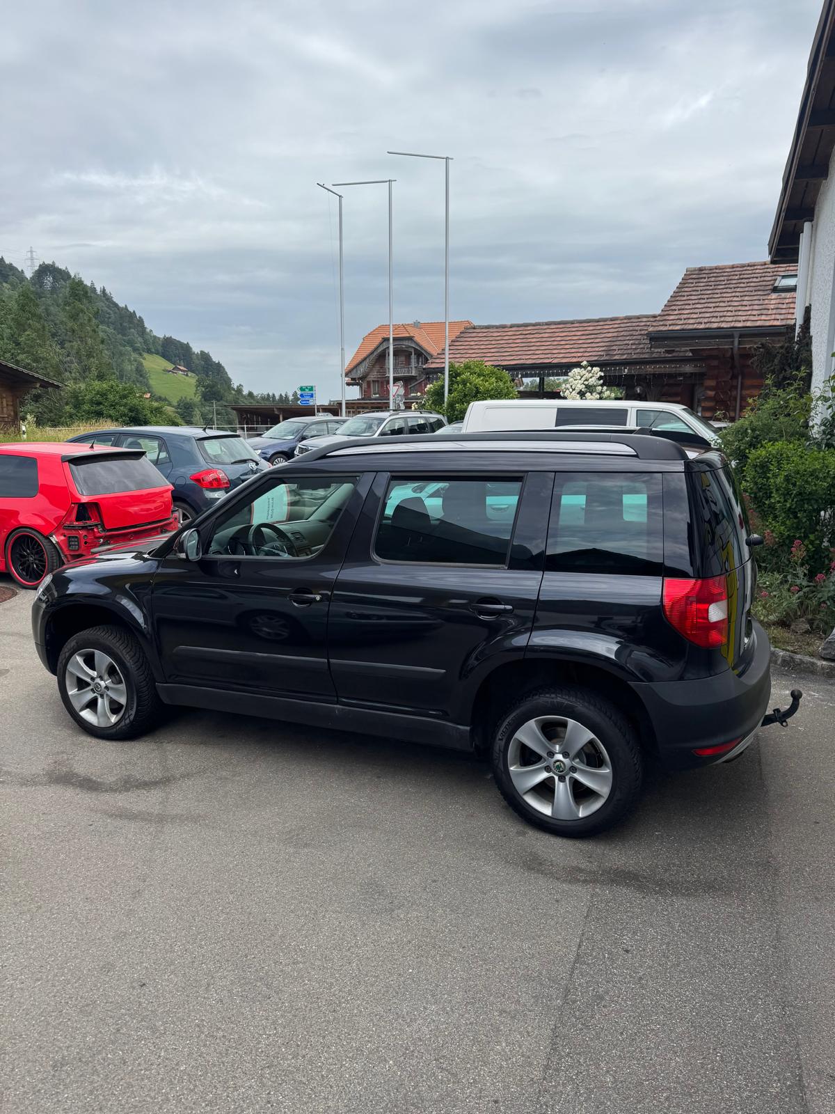 SKODA Yeti 2.0 TDI Ambition 4x4-image-4