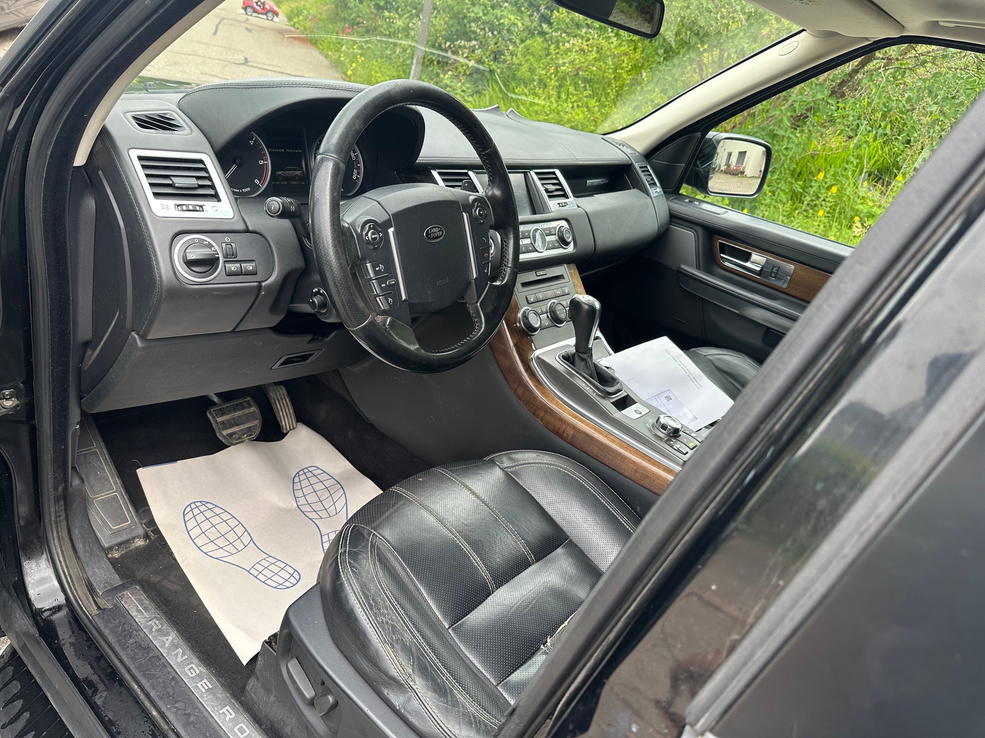 LAND ROVER Range Rover Sport 3.0 TDV6 Autobiography Automatic-image-10