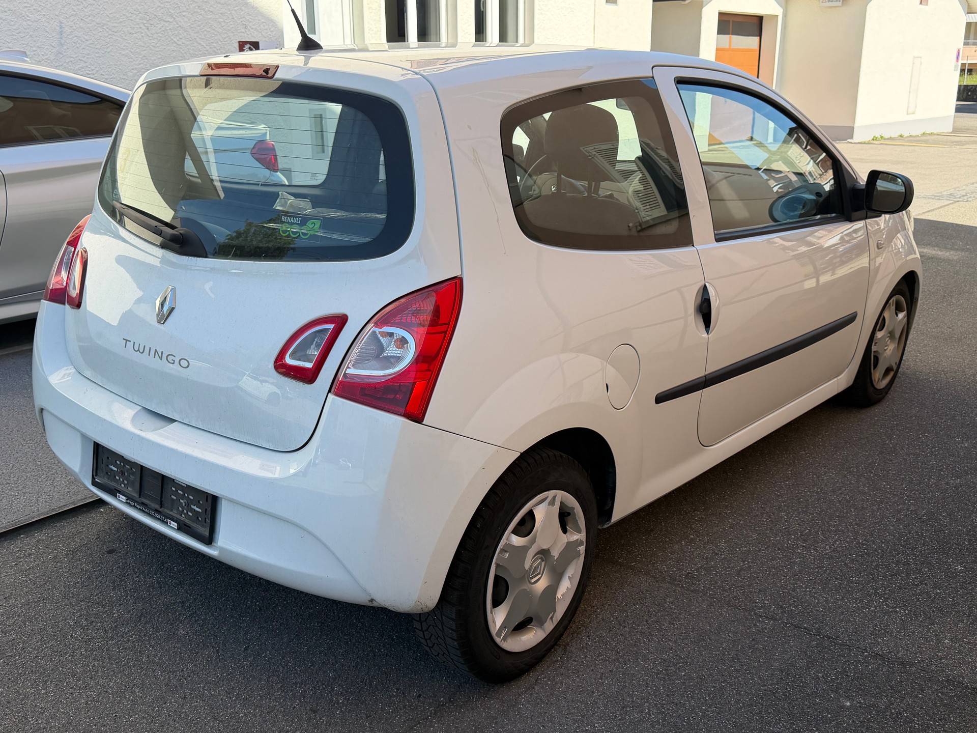 RENAULT Twingo 1.2 16V Liberty-image-4
